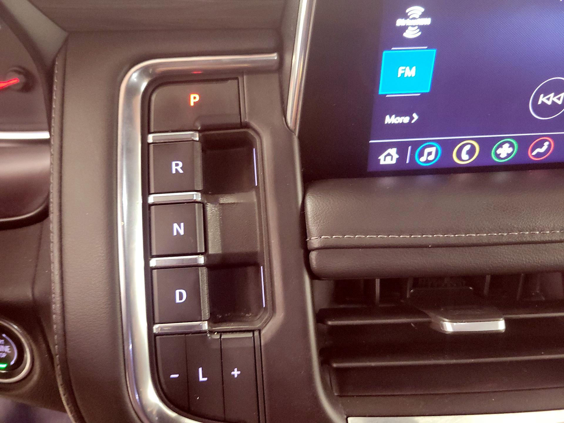 Thumbnail: 2021 Chevrolet Tahoe - 17