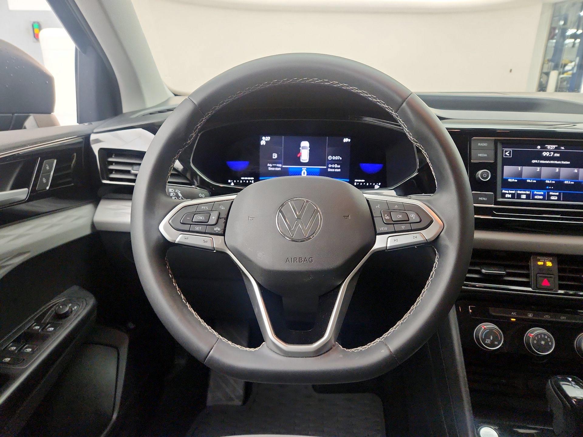 Thumbnail: 2023 Volkswagen Taos - 10
