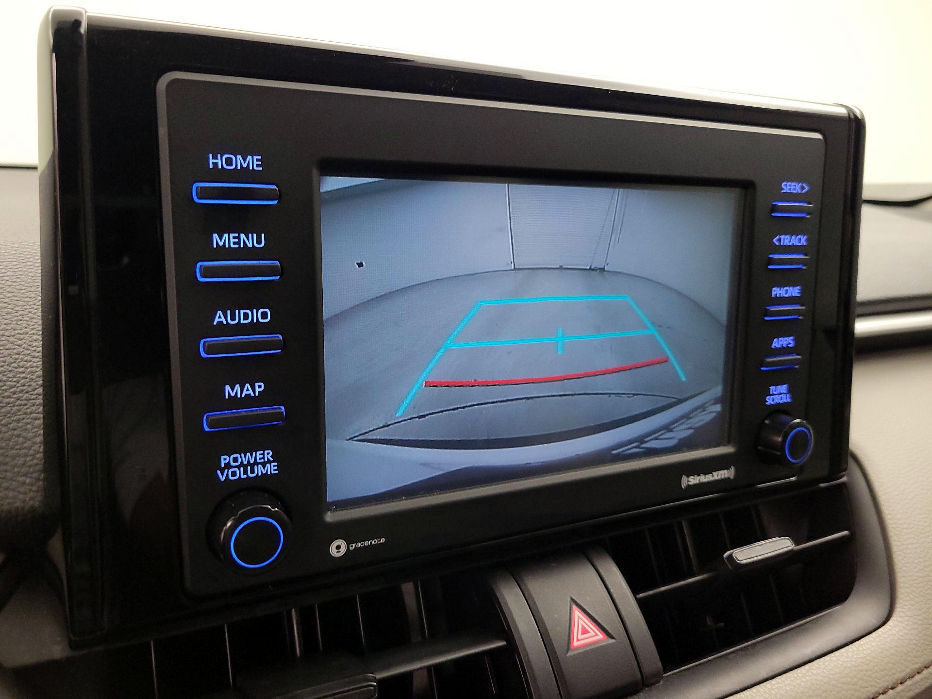 Thumbnail: 2021 Toyota RAV4 - 12
