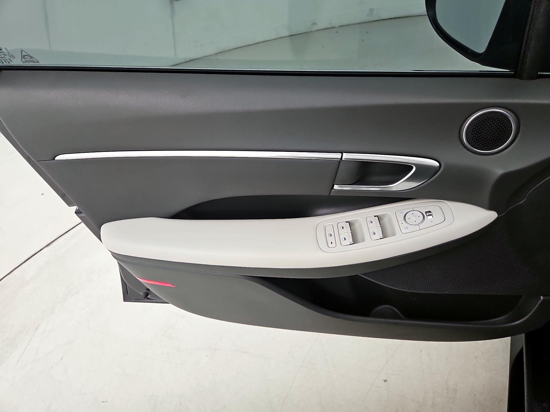 Thumbnail: 2022 Hyundai Sonata - 12