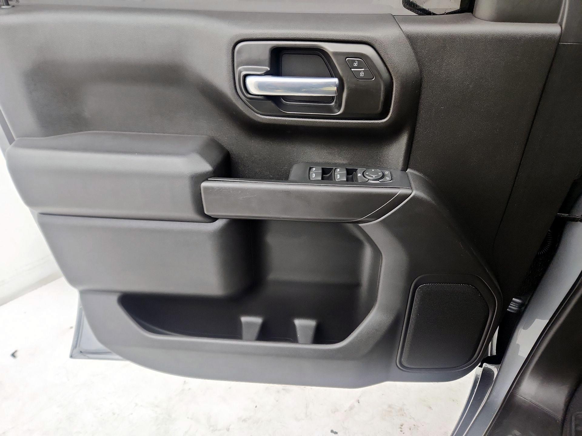 Thumbnail: 2021 Chevrolet Silverado 1500 - 12