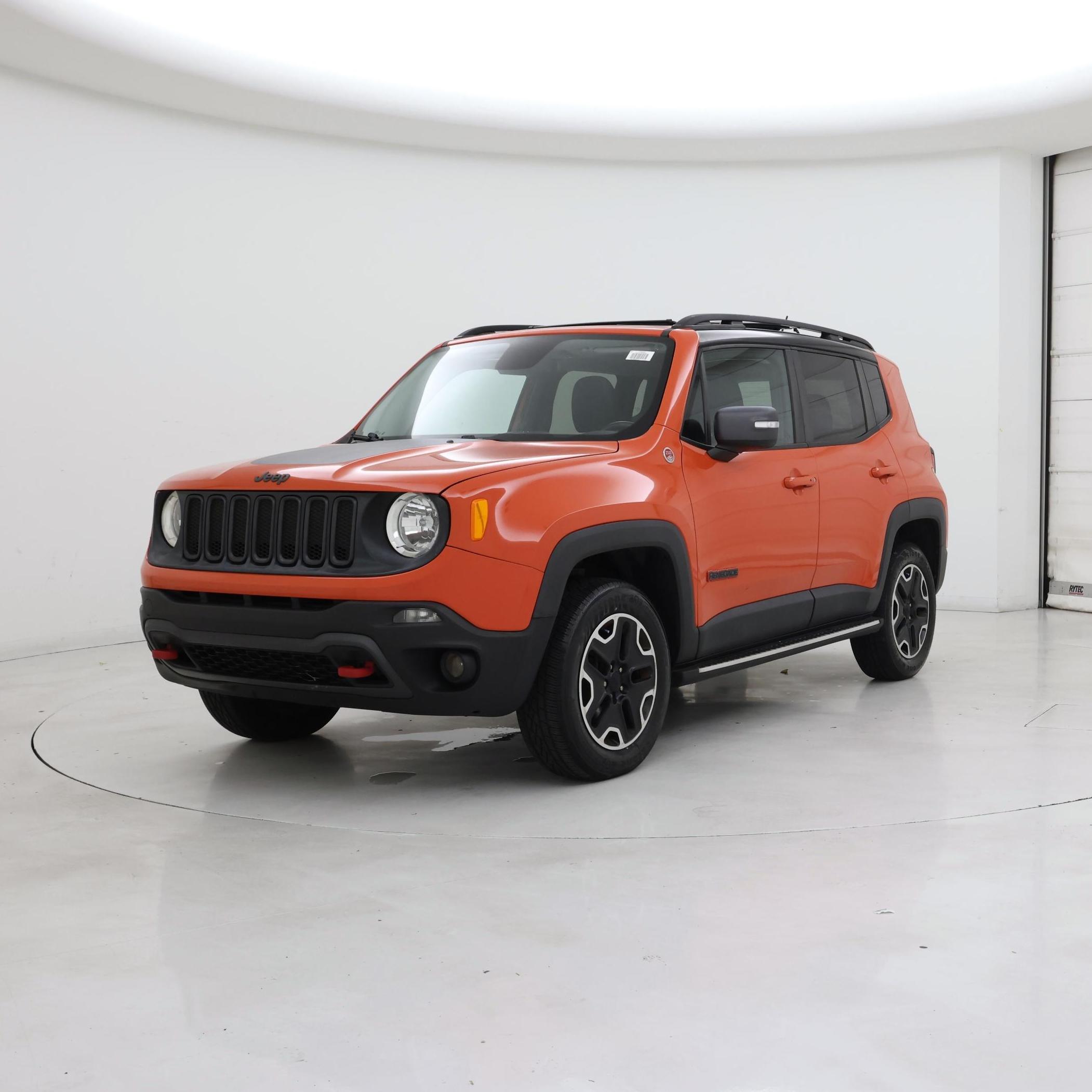 Thumbnail: 2016 Jeep Renegade - 4