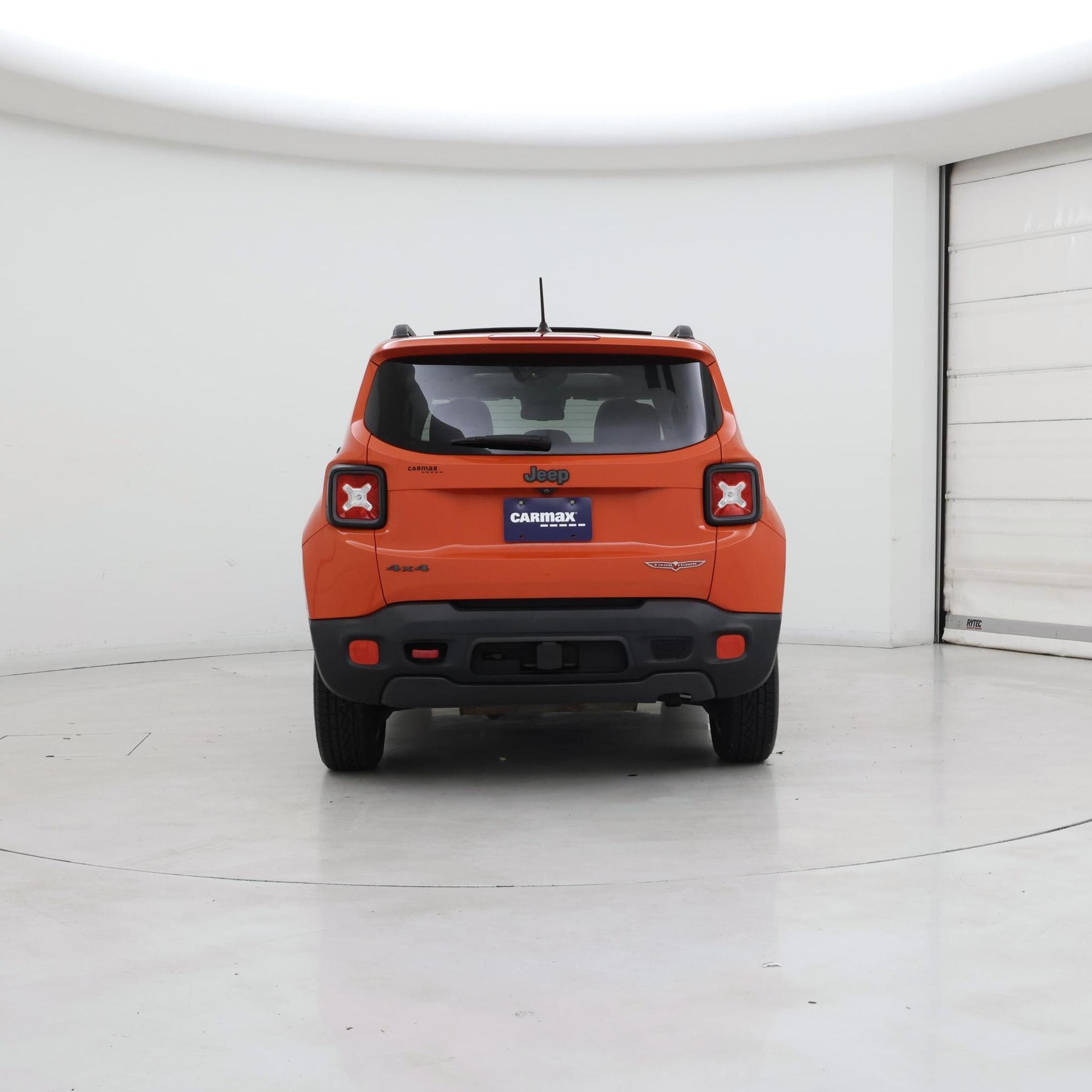 Thumbnail: 2016 Jeep Renegade - 6