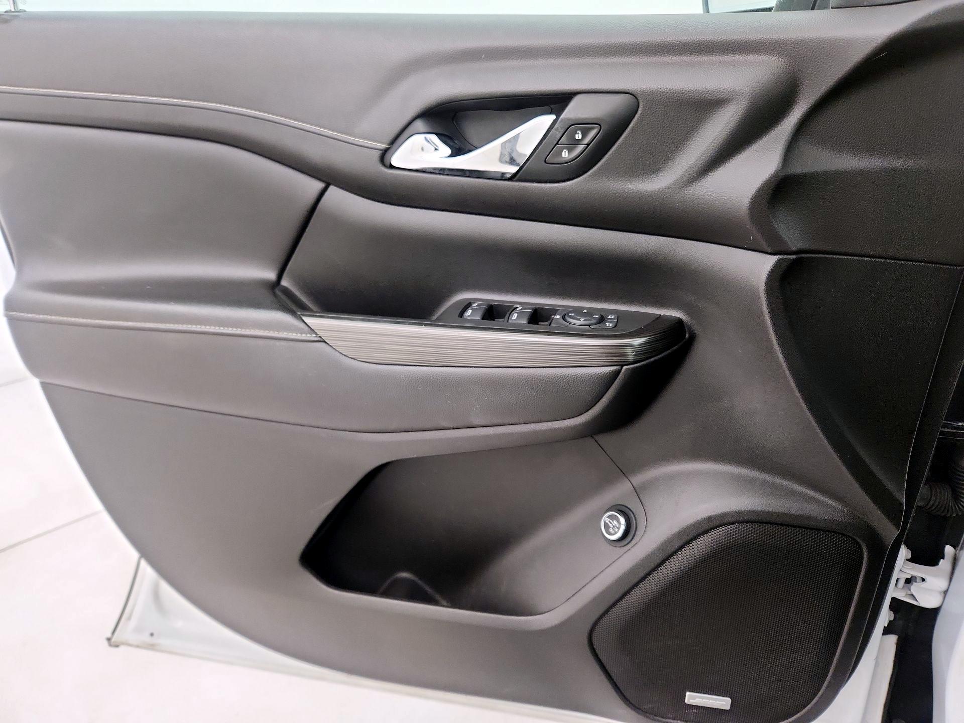 Thumbnail: 2019 GMC Acadia - 12
