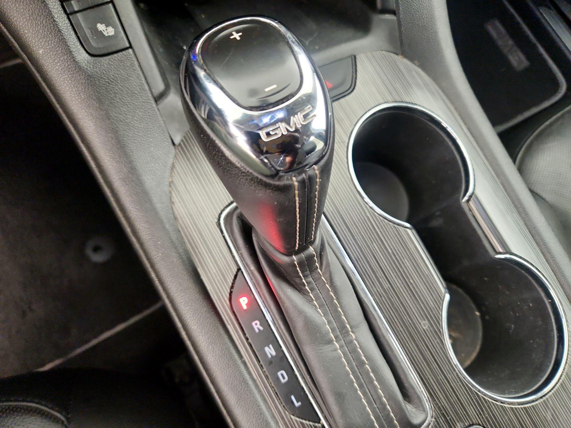Thumbnail: 2019 GMC Acadia - 18