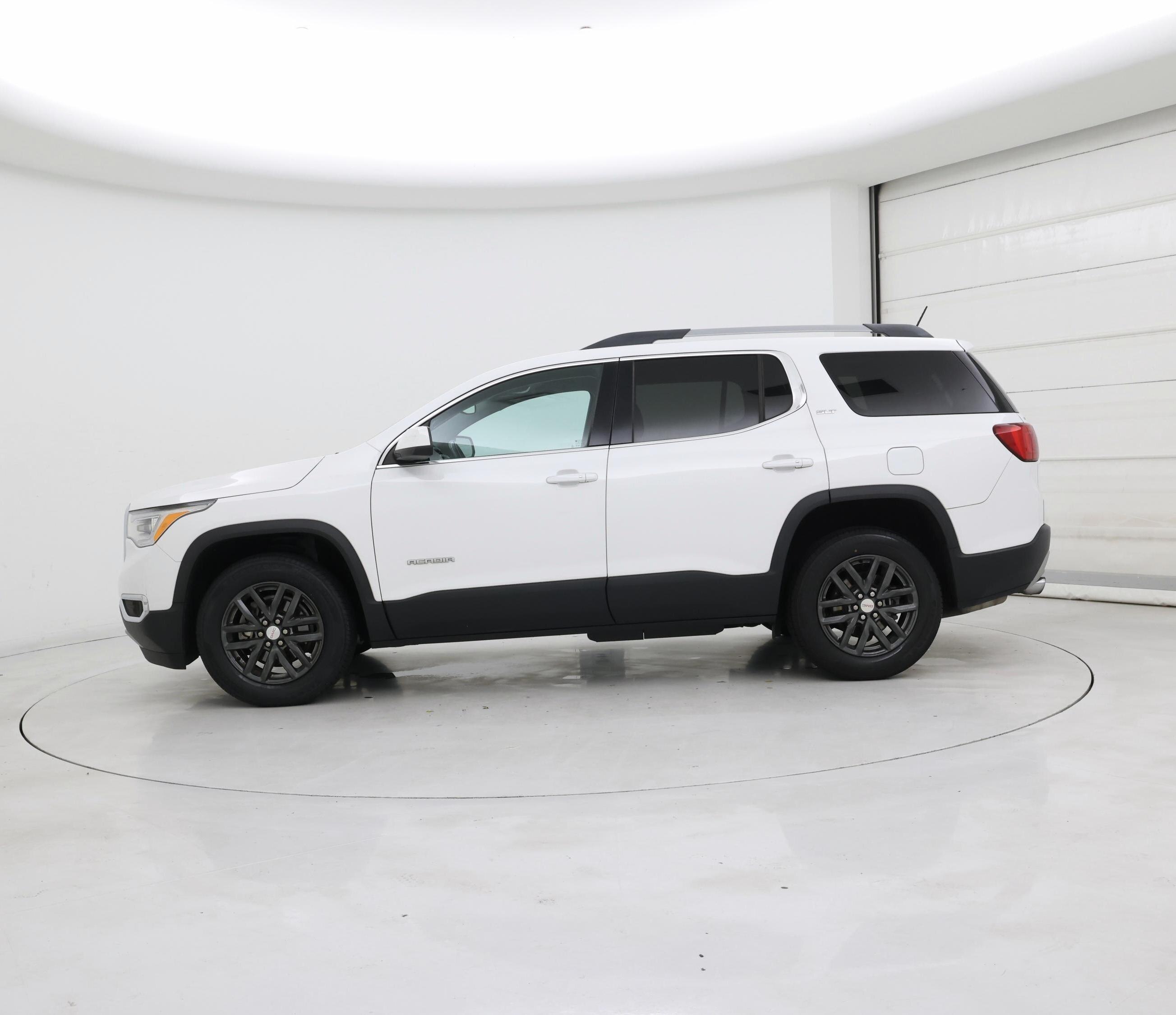 Thumbnail: 2019 GMC Acadia - 3
