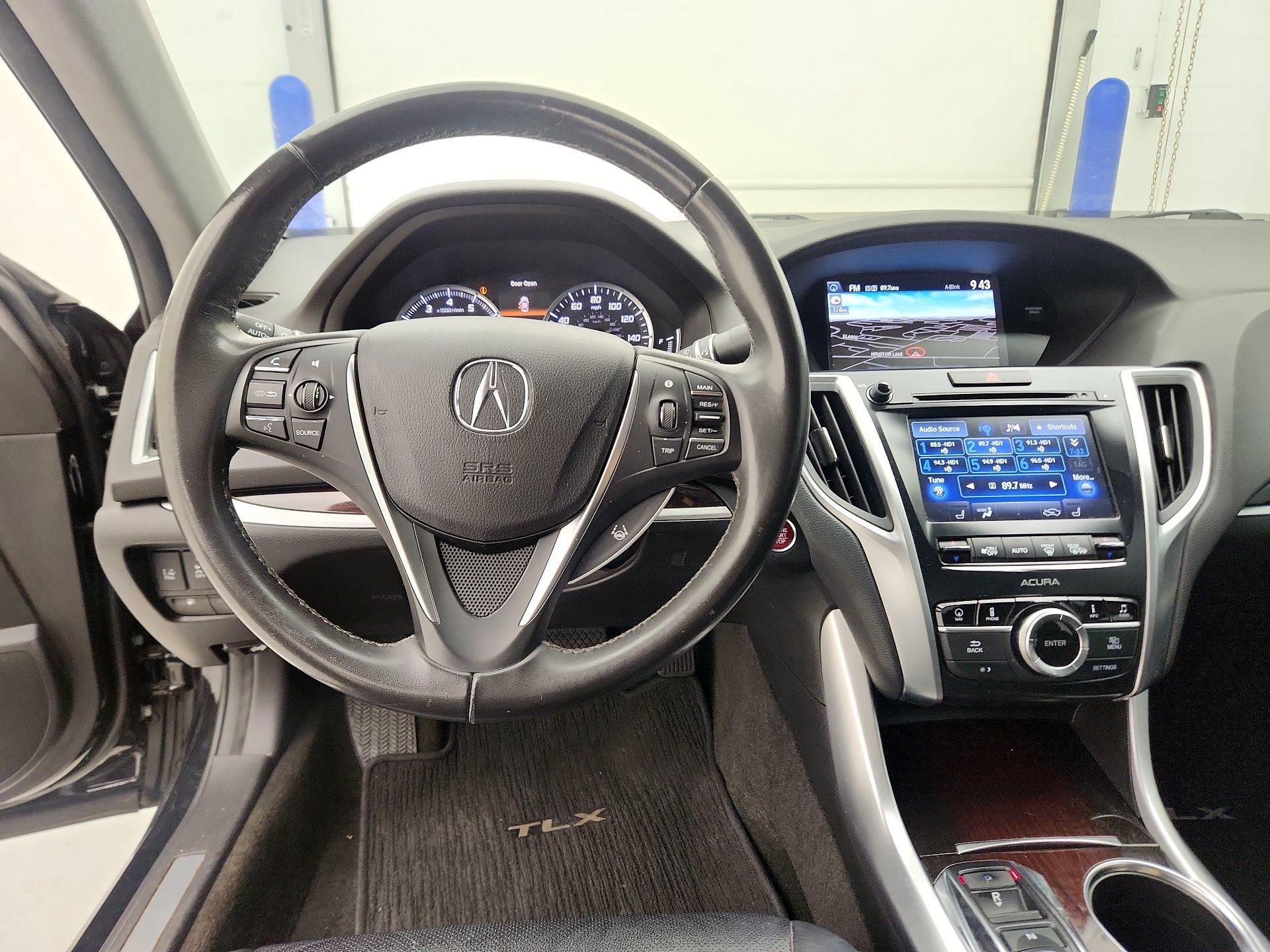 Thumbnail: 2015 Acura TLX - 10