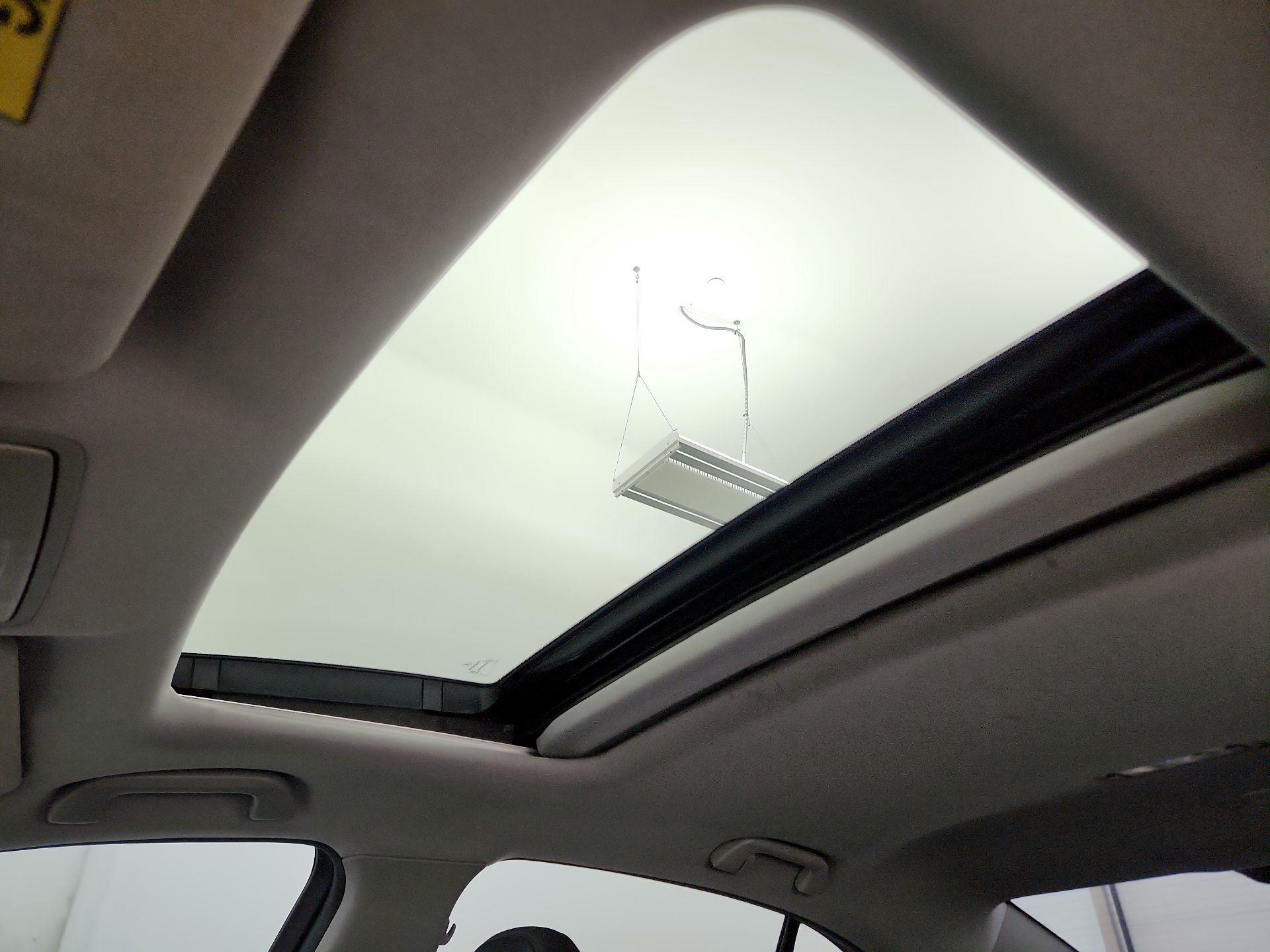 Thumbnail: 2015 Acura TLX - 19