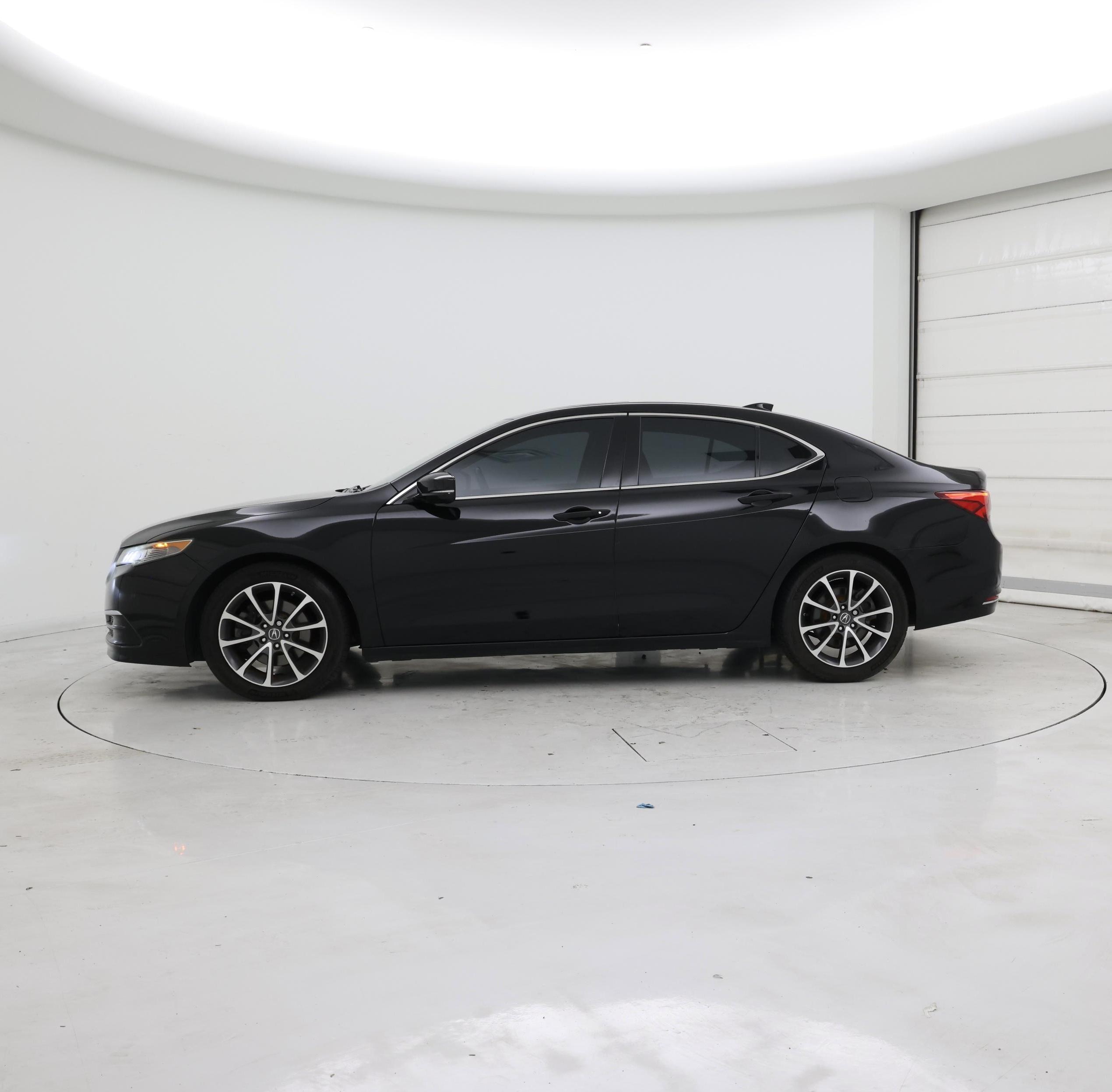 Thumbnail: 2015 Acura TLX - 3