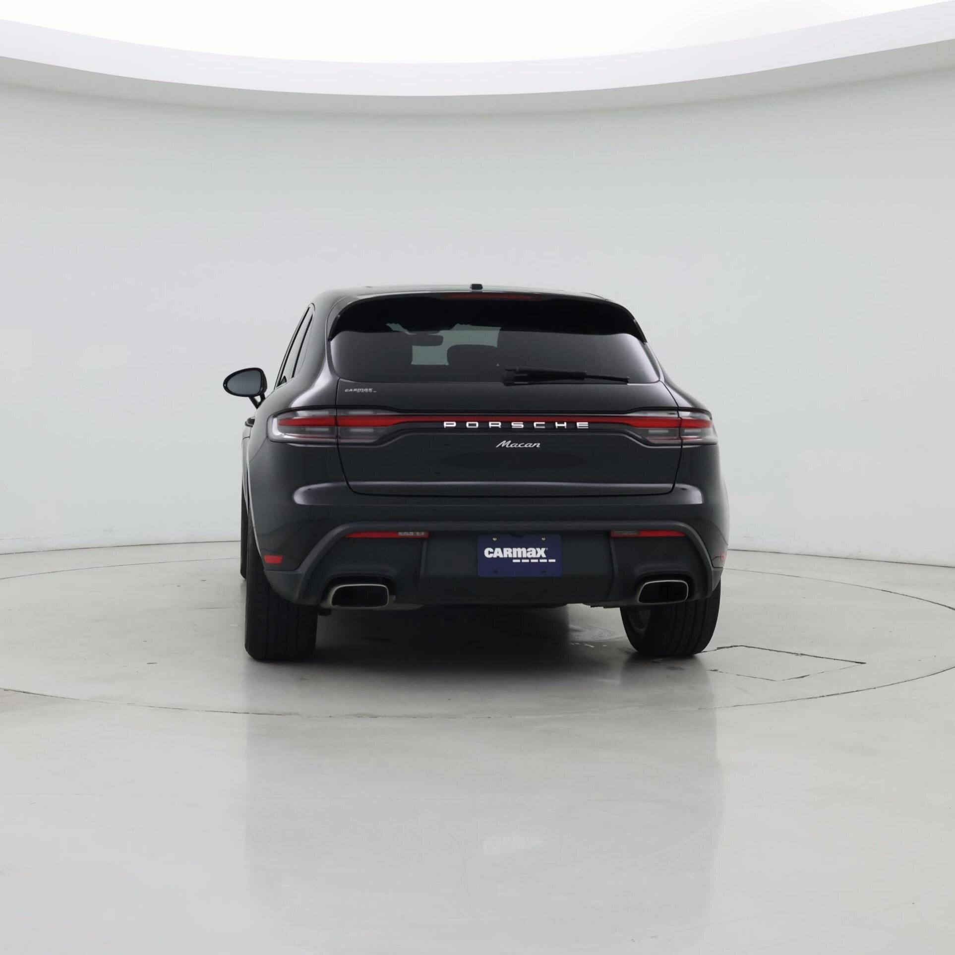 Thumbnail: 2023 Porsche Macan - 6