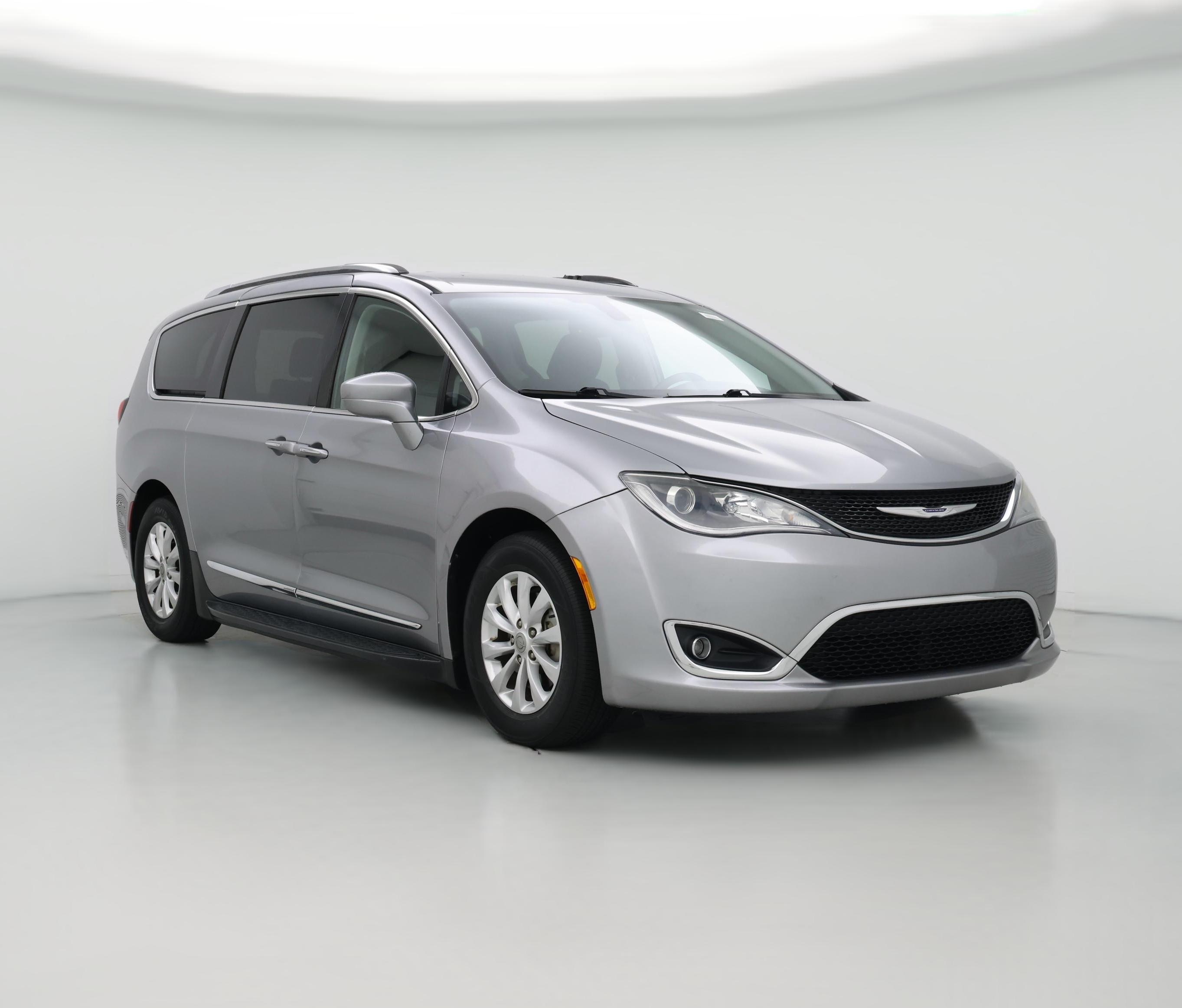 Thumbnail: 2019 Chrysler Pacifica - 1
