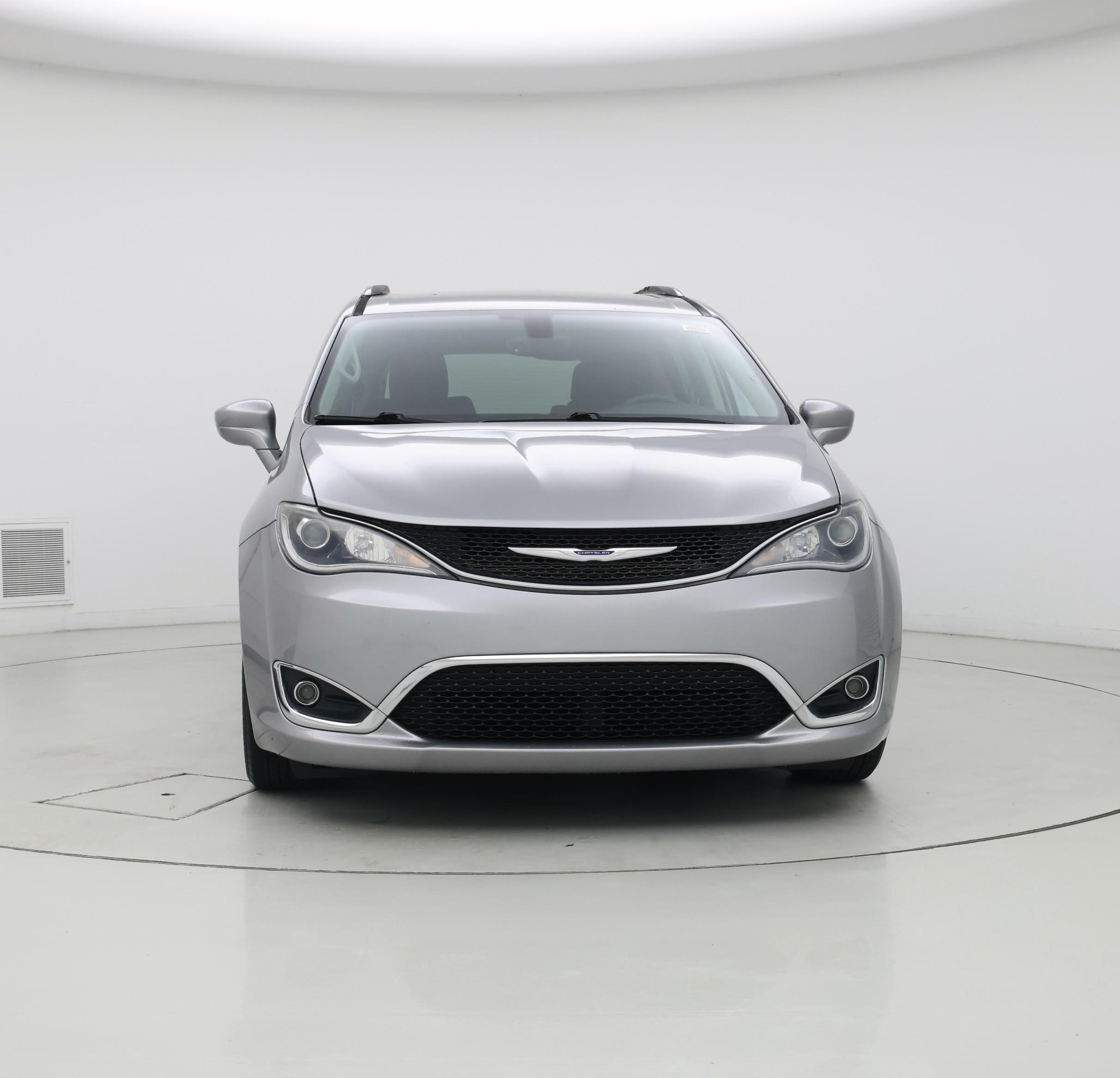 Thumbnail: 2019 Chrysler Pacifica - 5