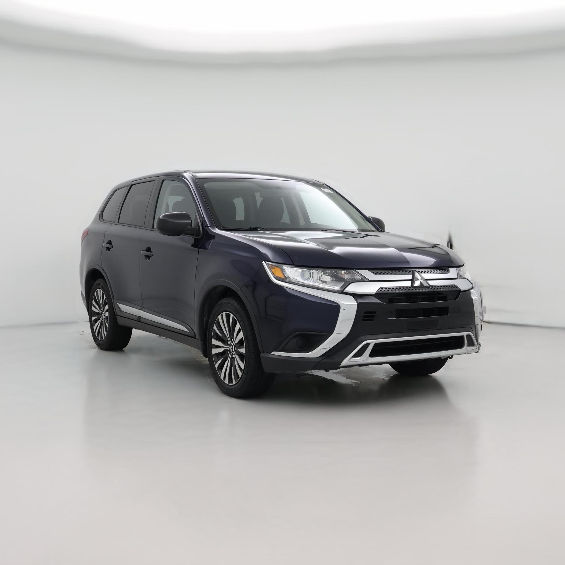 Thumbnail: 2020 Mitsubishi Outlander - 1