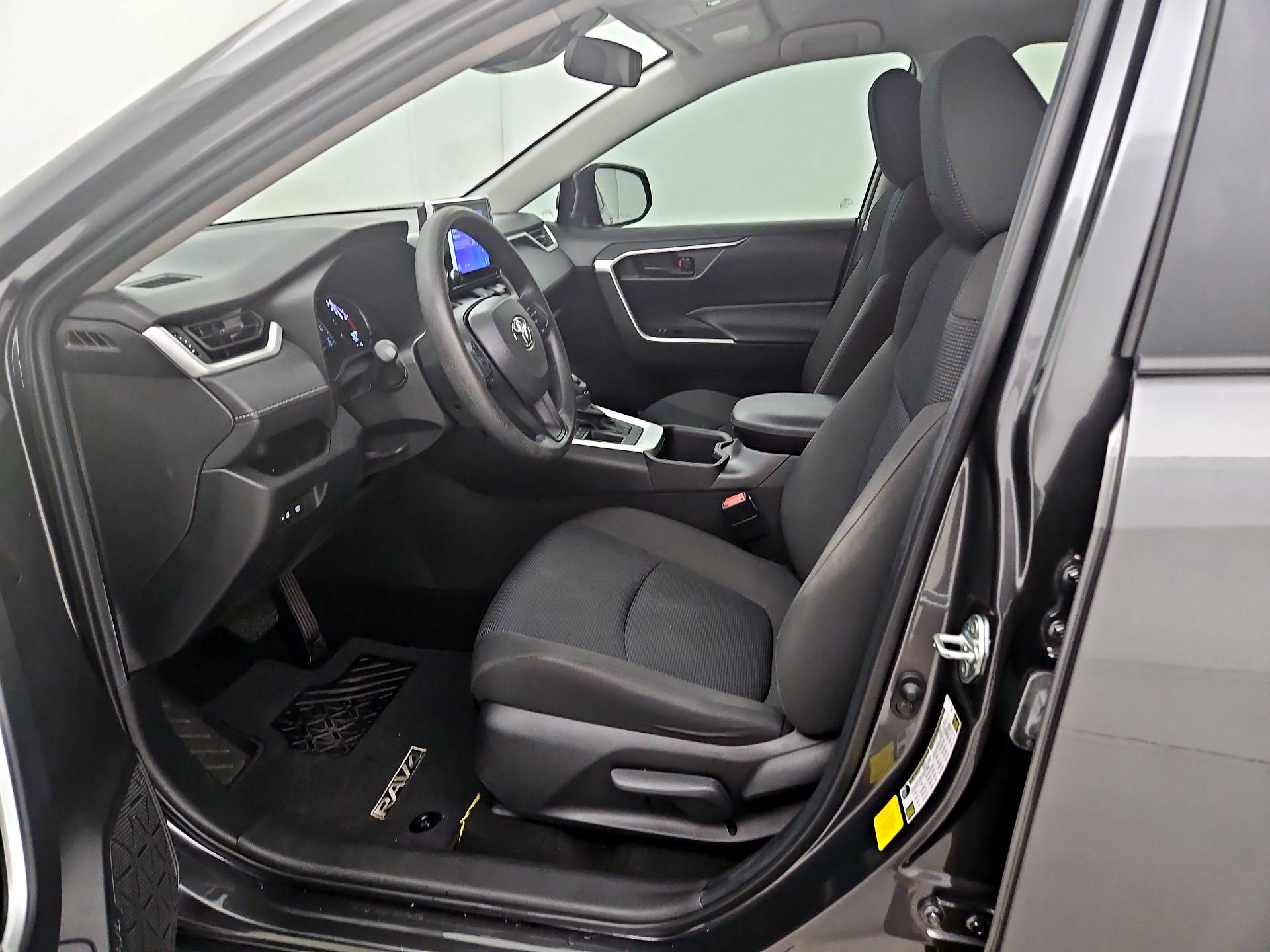 Thumbnail: 2023 Toyota RAV4 - 11