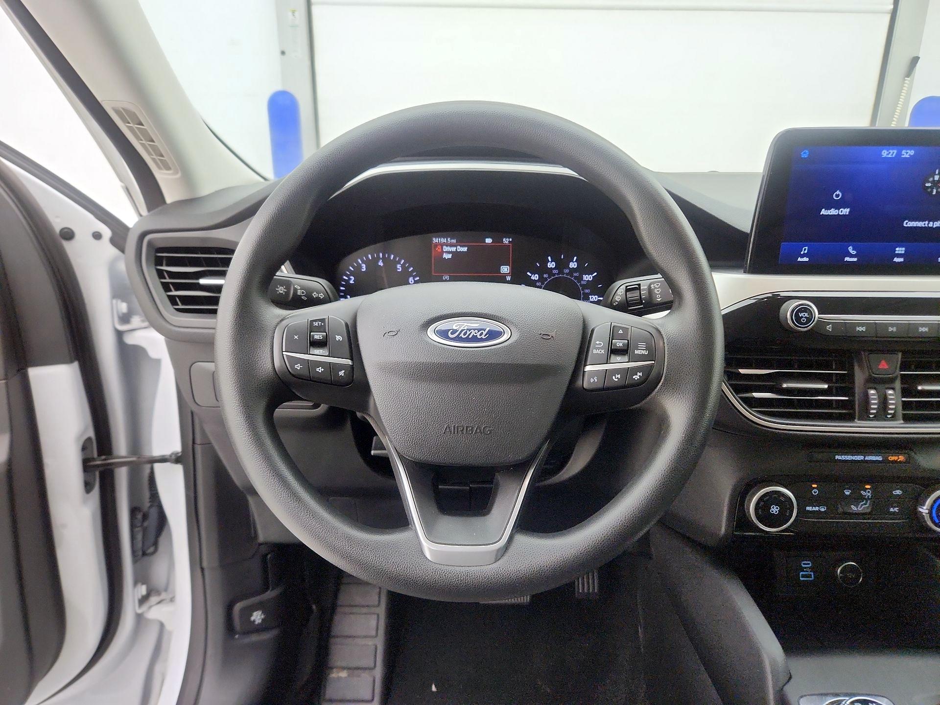 Thumbnail: 2021 Ford Escape - 10