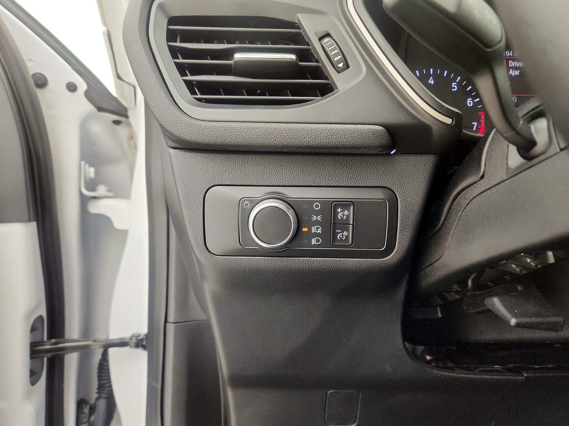 Thumbnail: 2021 Ford Escape - 13