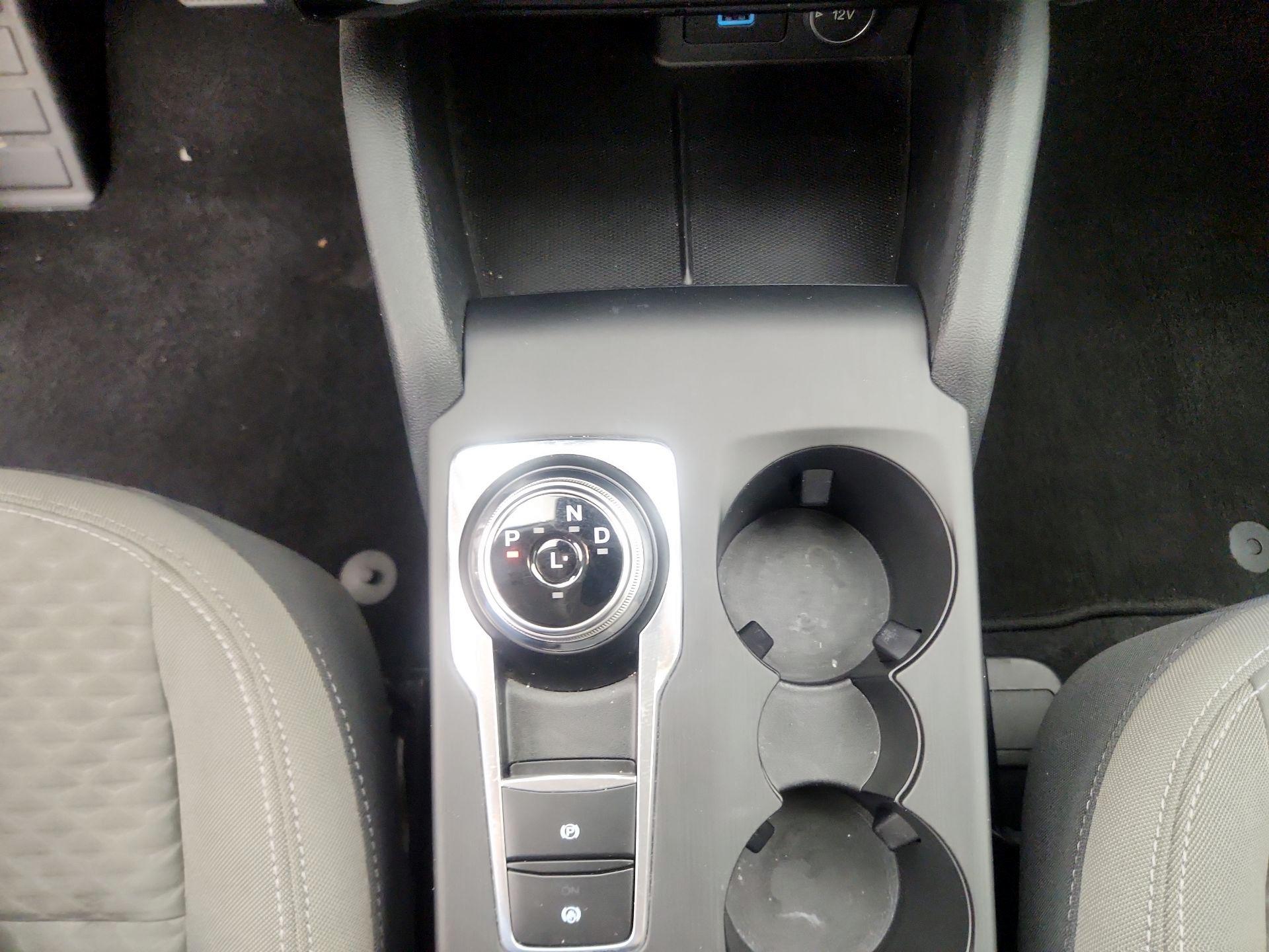 Thumbnail: 2021 Ford Escape - 17