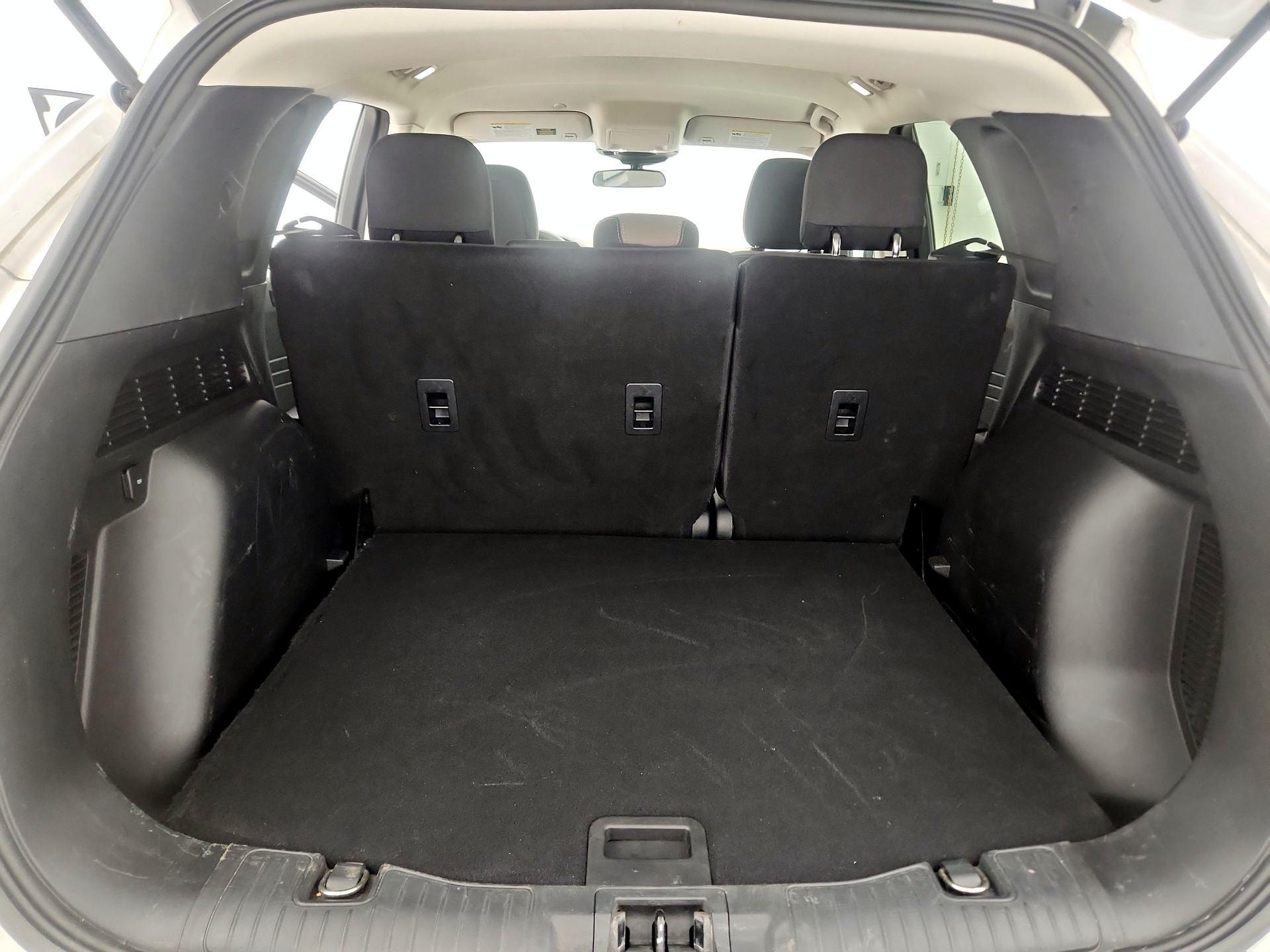 Thumbnail: 2021 Ford Escape - 20