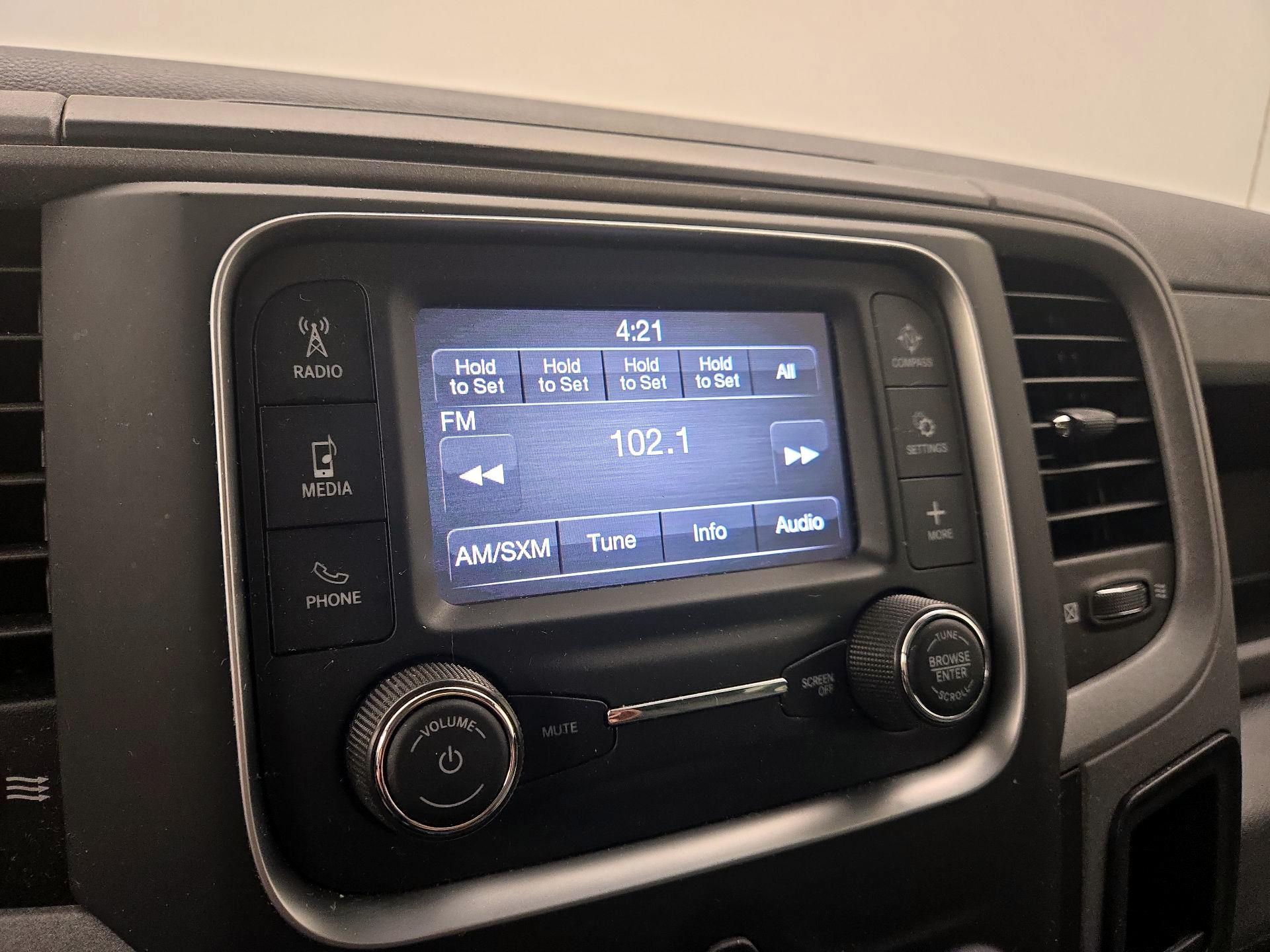 Thumbnail: 2022 RAM 1500 Classic - 15