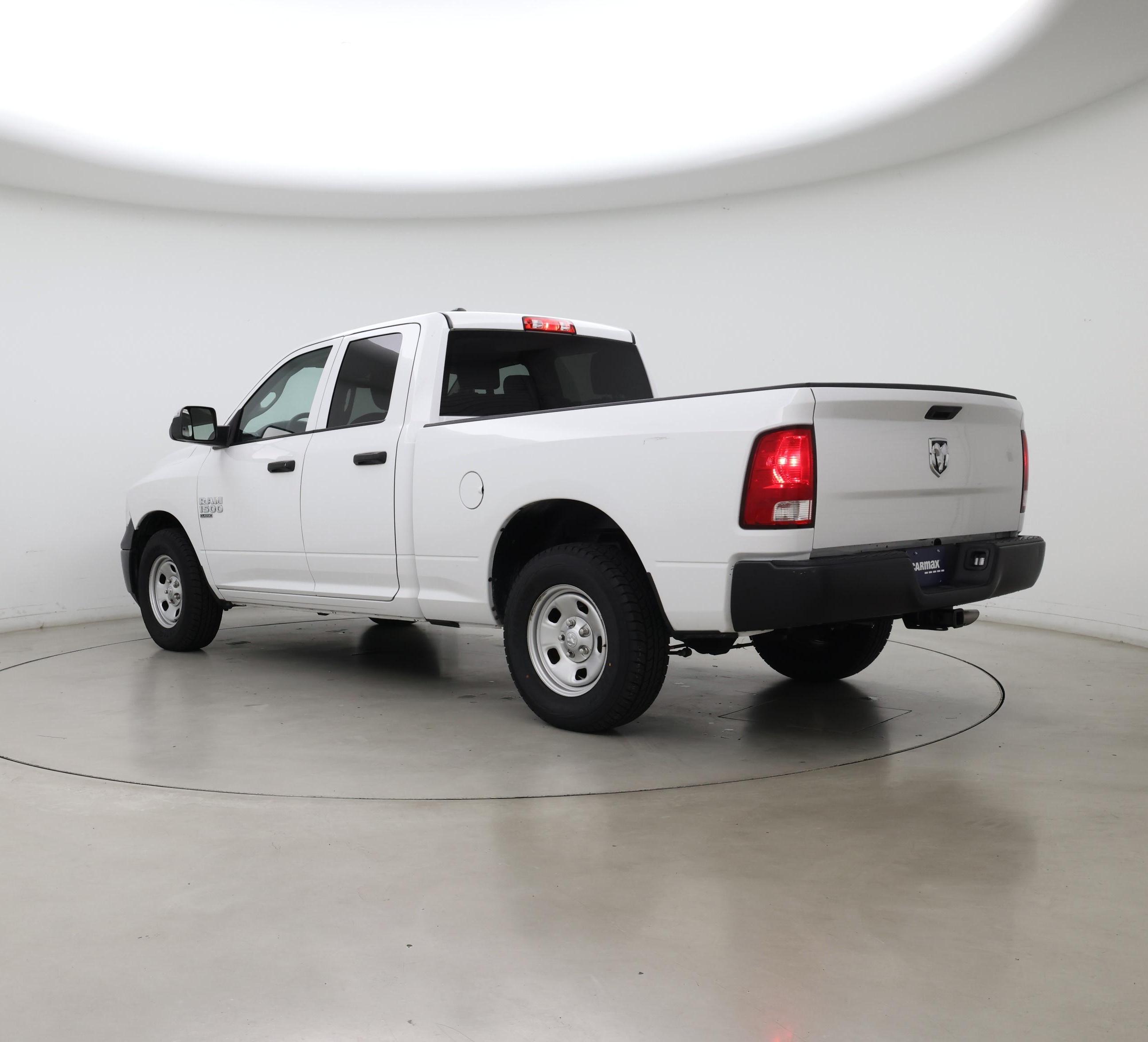 Thumbnail: 2022 RAM 1500 Classic - 2