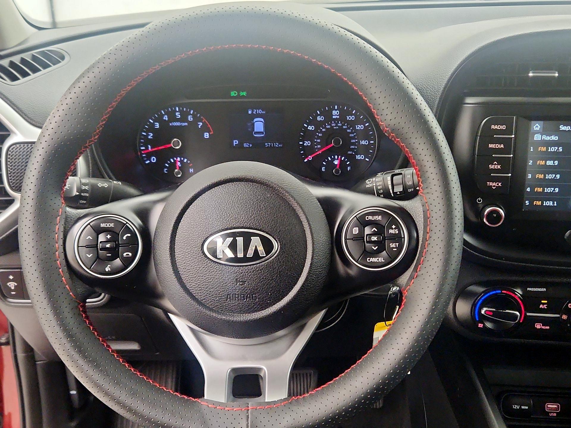 Thumbnail: 2020 Kia Soul - 10