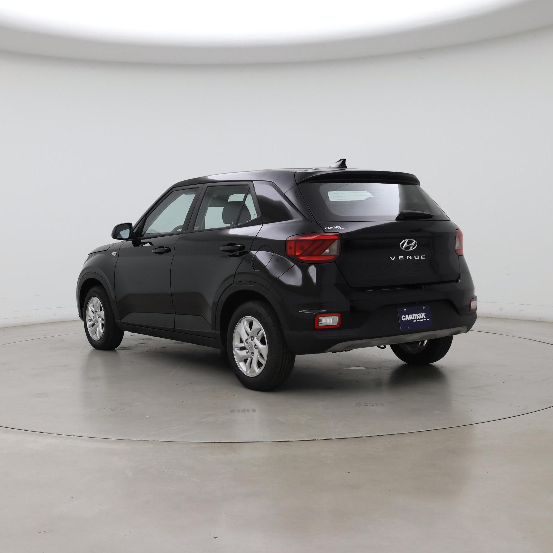 Thumbnail: 2022 Hyundai Venue - 2