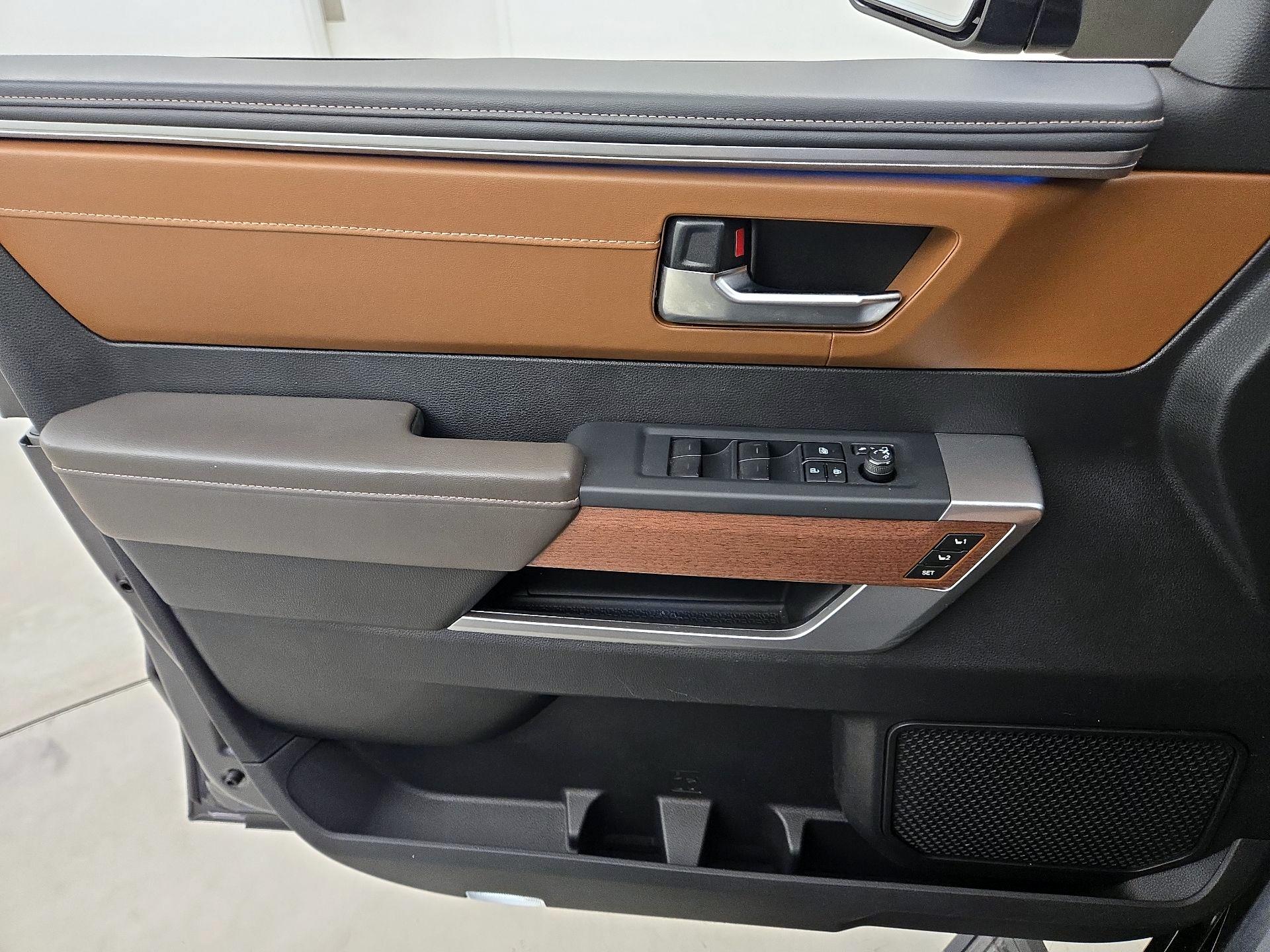 Thumbnail: 2022 Toyota Tundra - 12