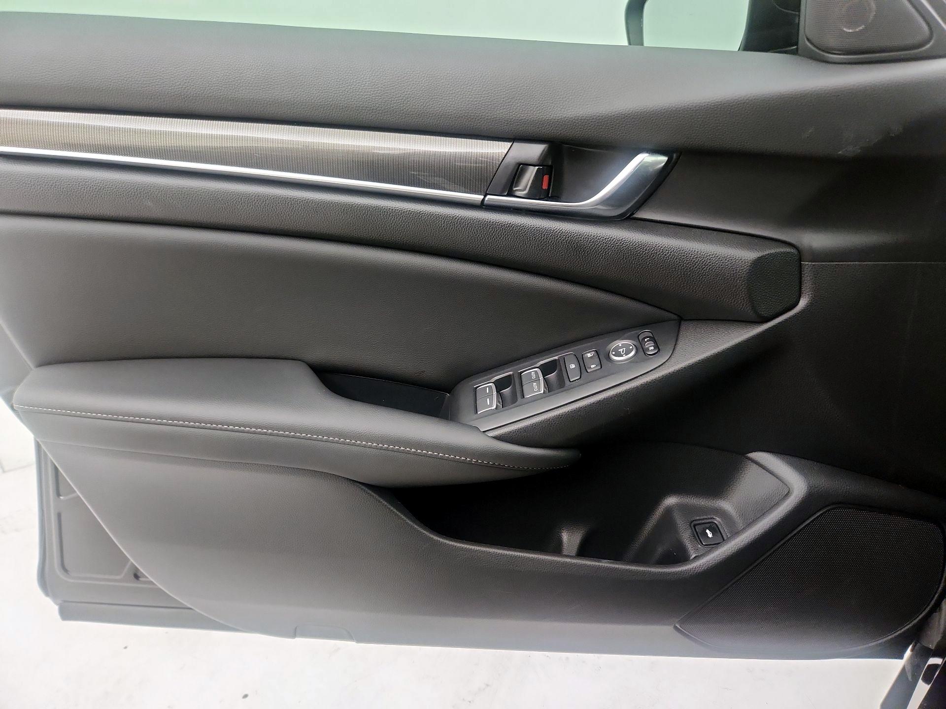Thumbnail: 2022 Honda Accord - 12