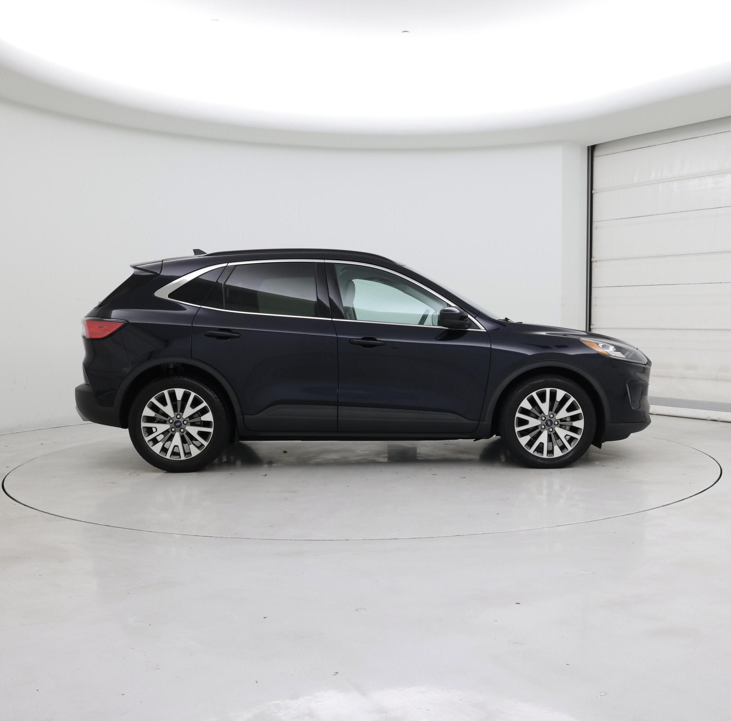 Thumbnail: 2021 Ford Escape - 7
