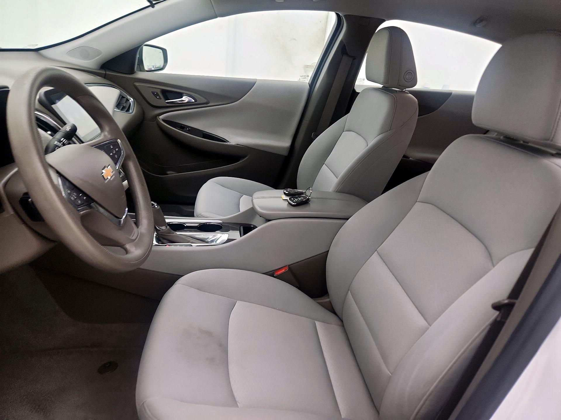 Thumbnail: 2020 Chevrolet Malibu - 11