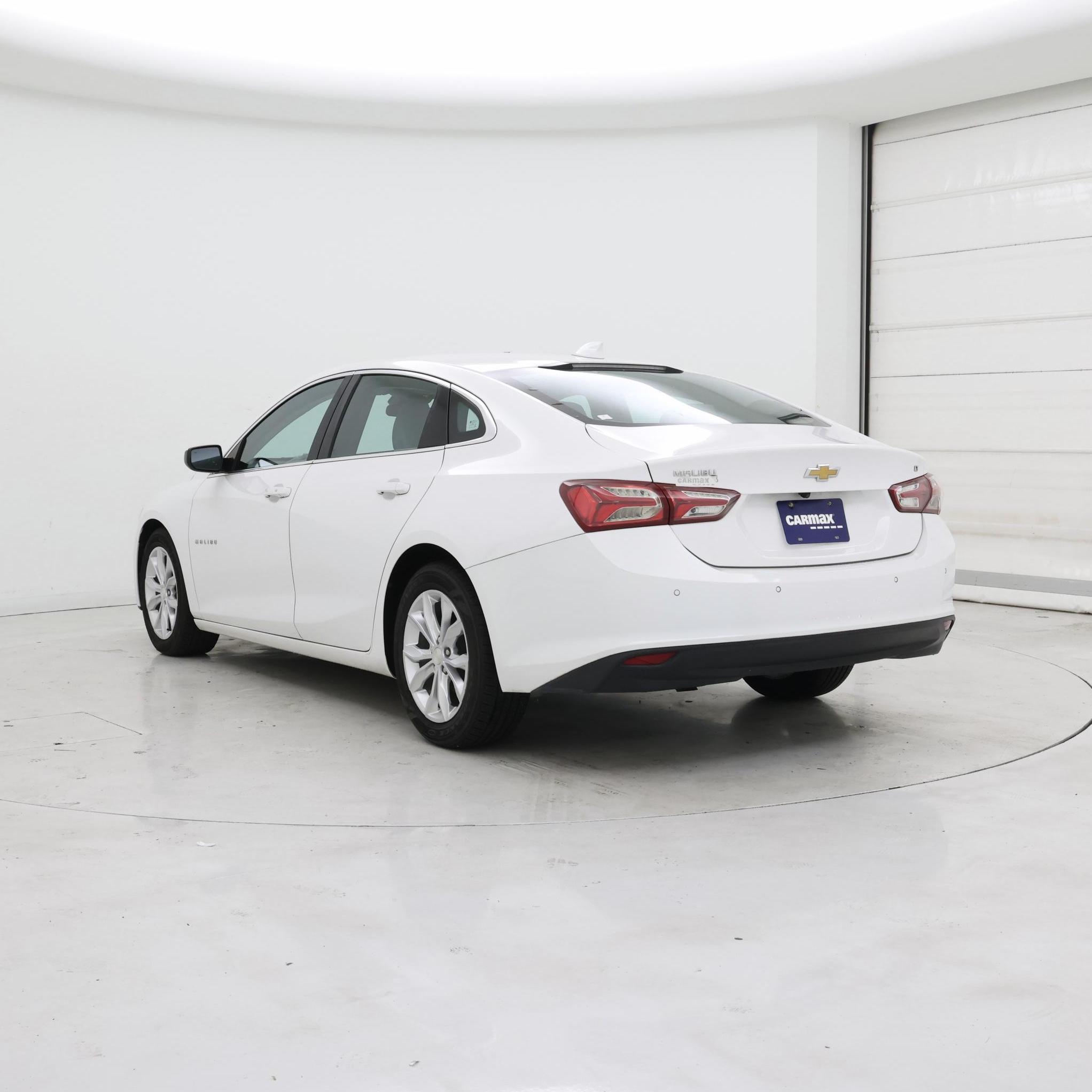 Thumbnail: 2020 Chevrolet Malibu - 2