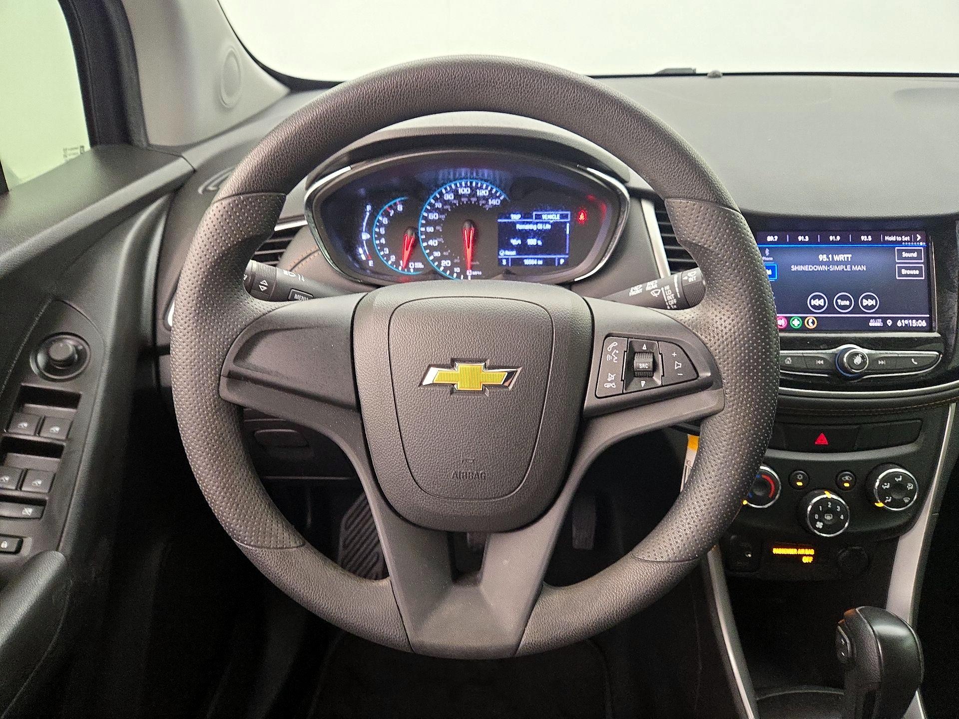 Thumbnail: 2020 Chevrolet Trax - 10