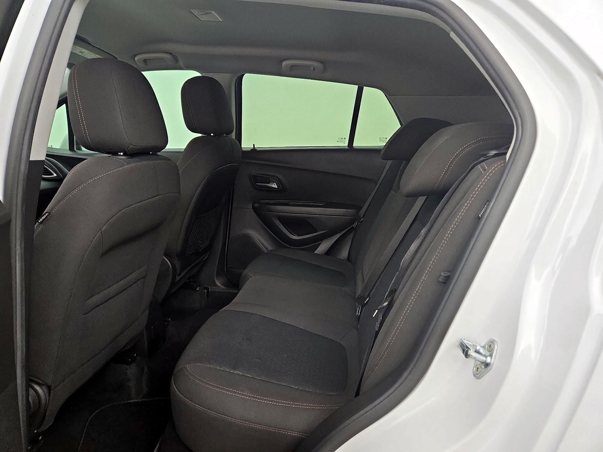 Thumbnail: 2020 Chevrolet Trax - 19