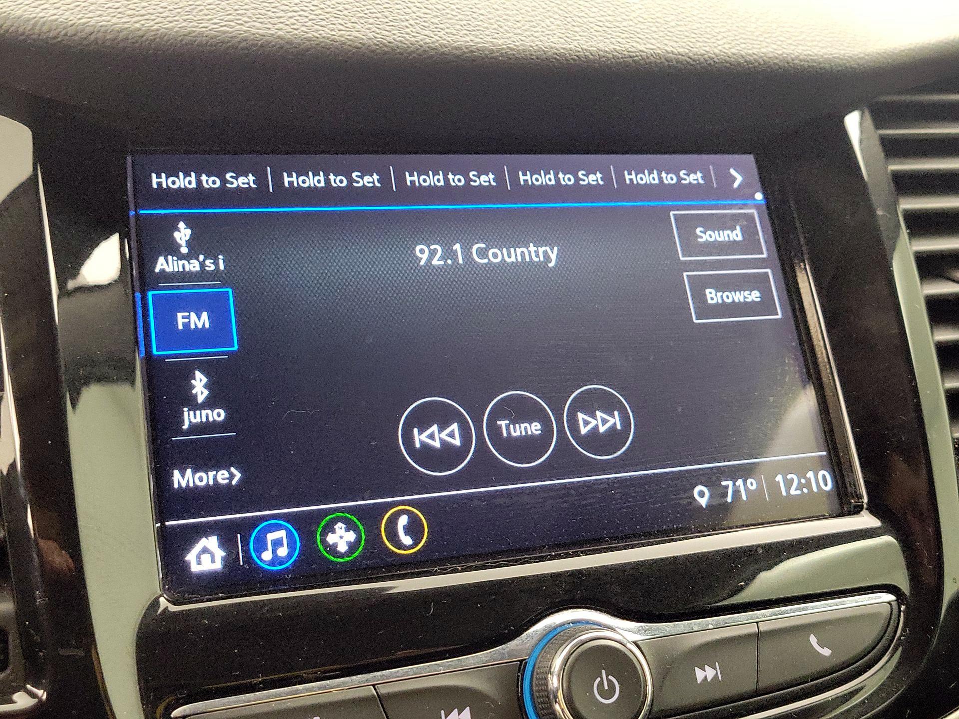 Thumbnail: 2018 Chevrolet Trax - 15