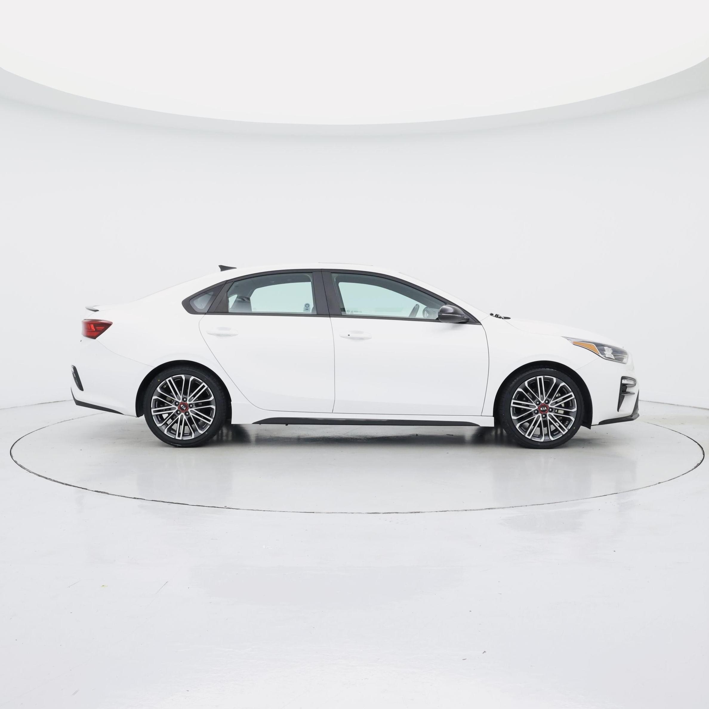 Thumbnail: 2021 Kia Forte - 7