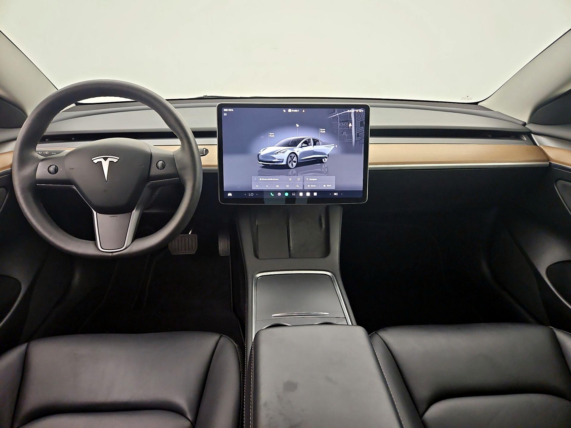 Thumbnail: 2023 Tesla Model 3 - 9