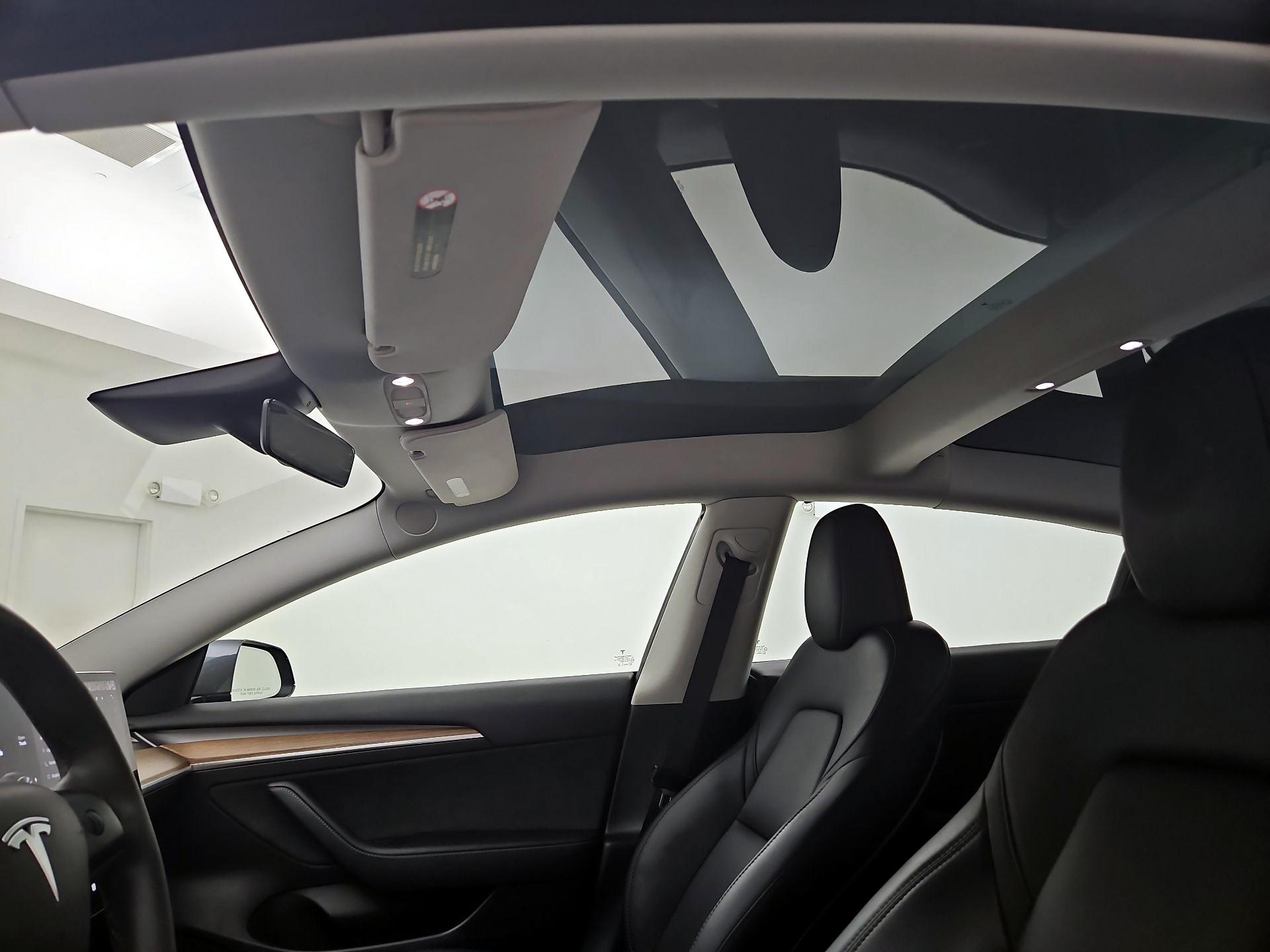 Thumbnail: 2023 Tesla Model 3 - 20
