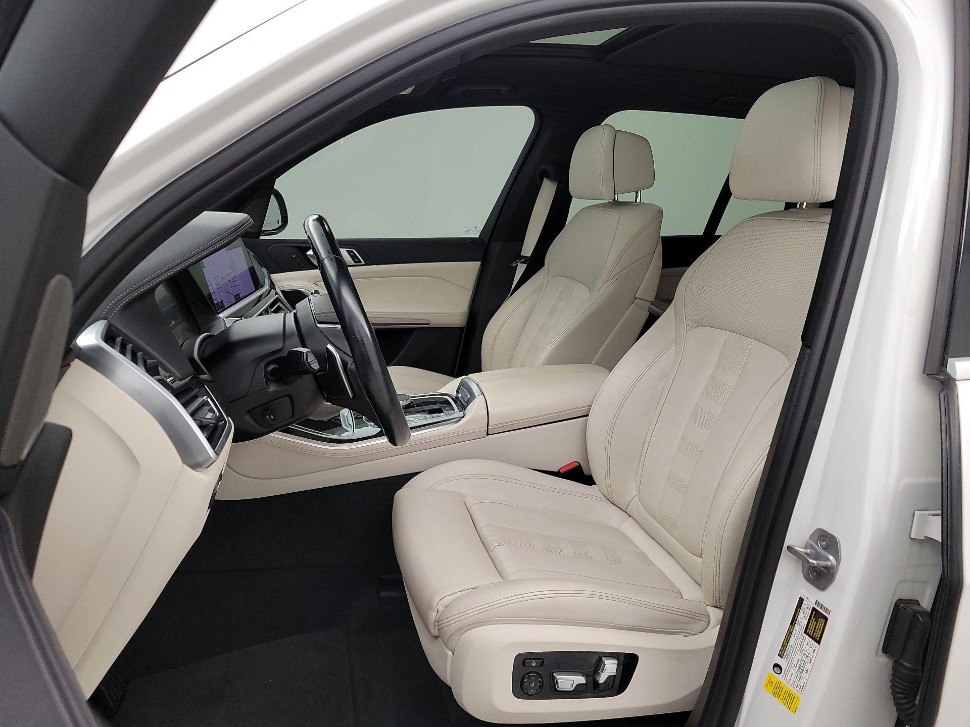 Thumbnail: 2020 BMW X5 - 11
