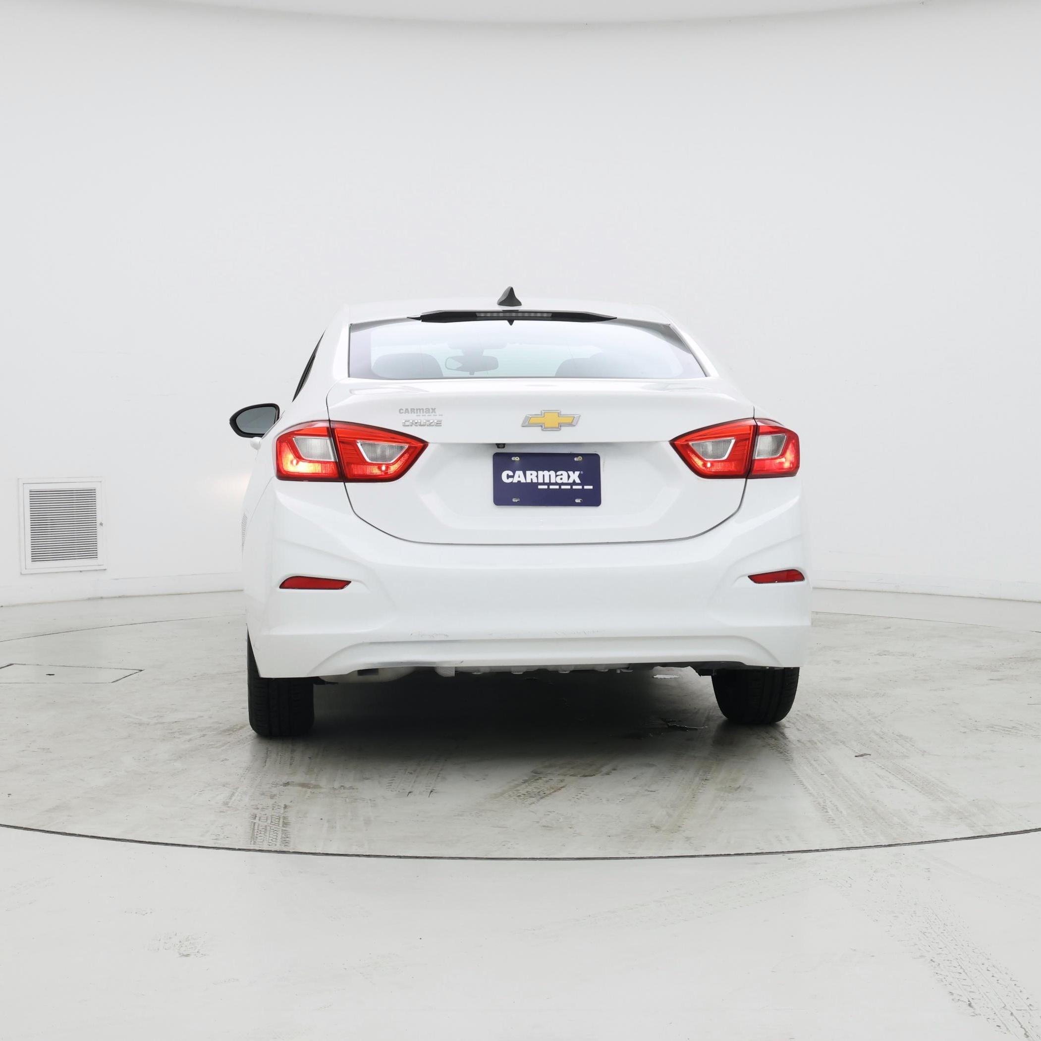 Thumbnail: 2018 Chevrolet Cruze - 6