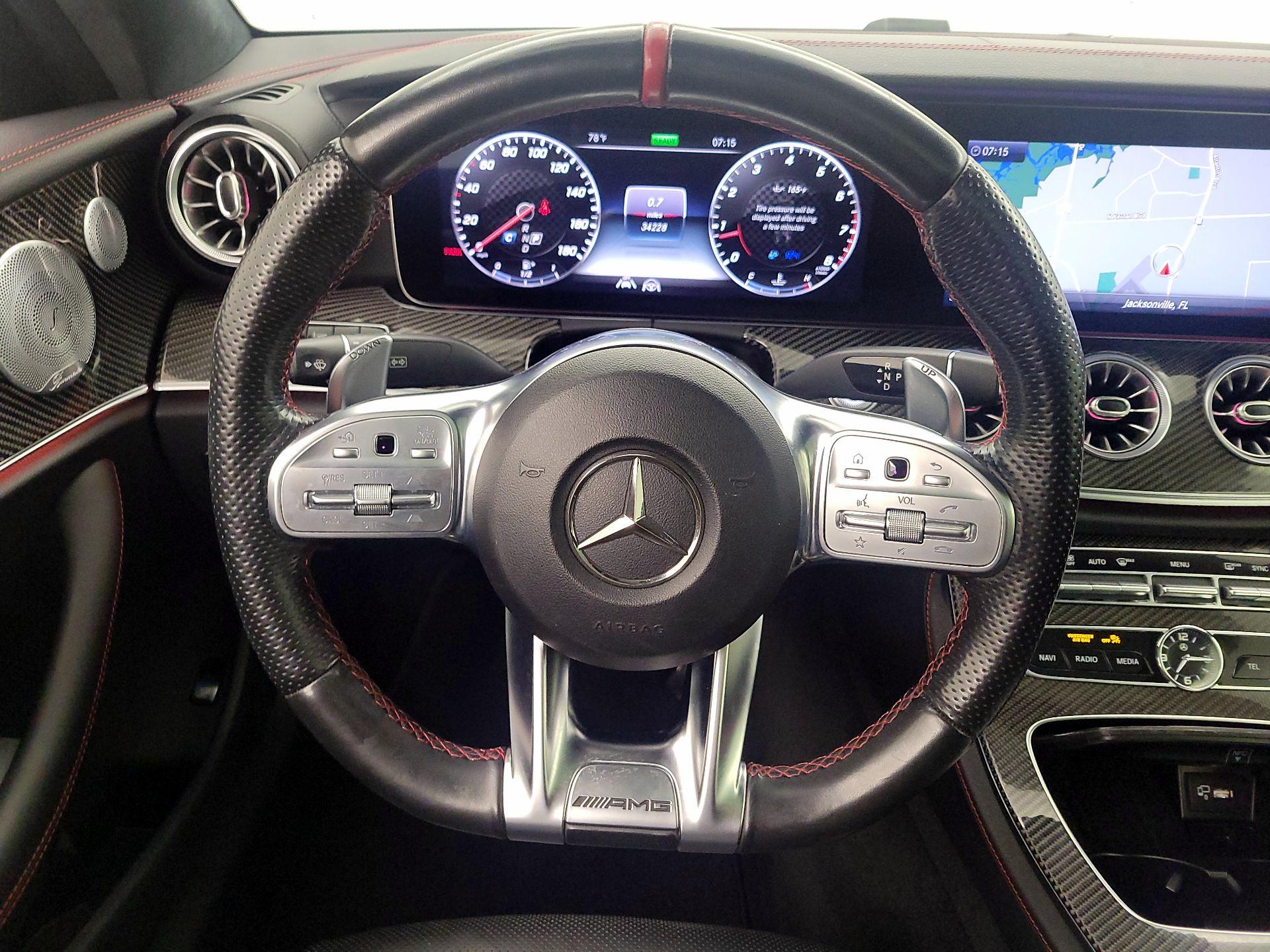 Thumbnail: 2020 Mercedes-Benz E-Class - 10