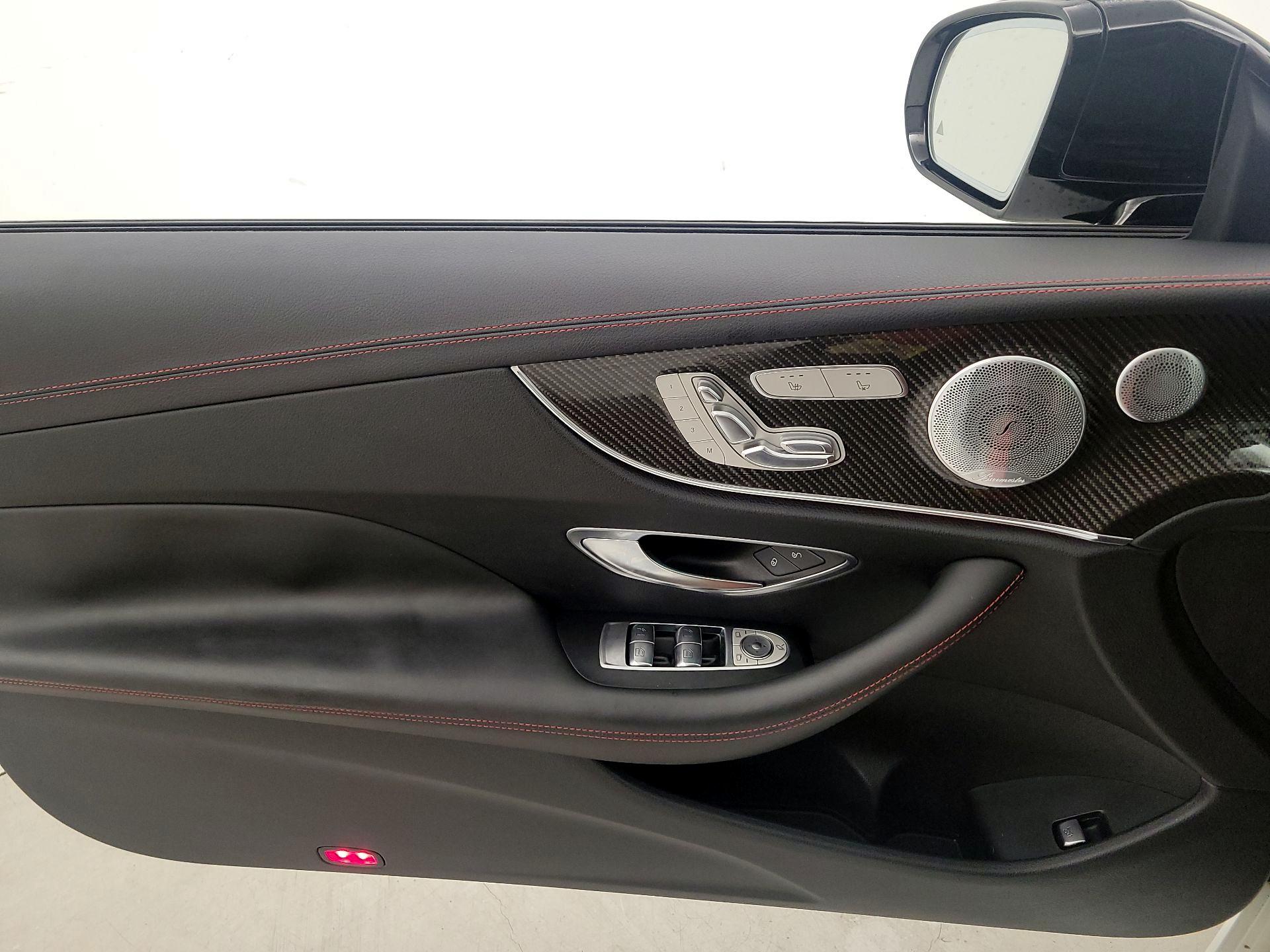 Thumbnail: 2020 Mercedes-Benz E-Class - 12