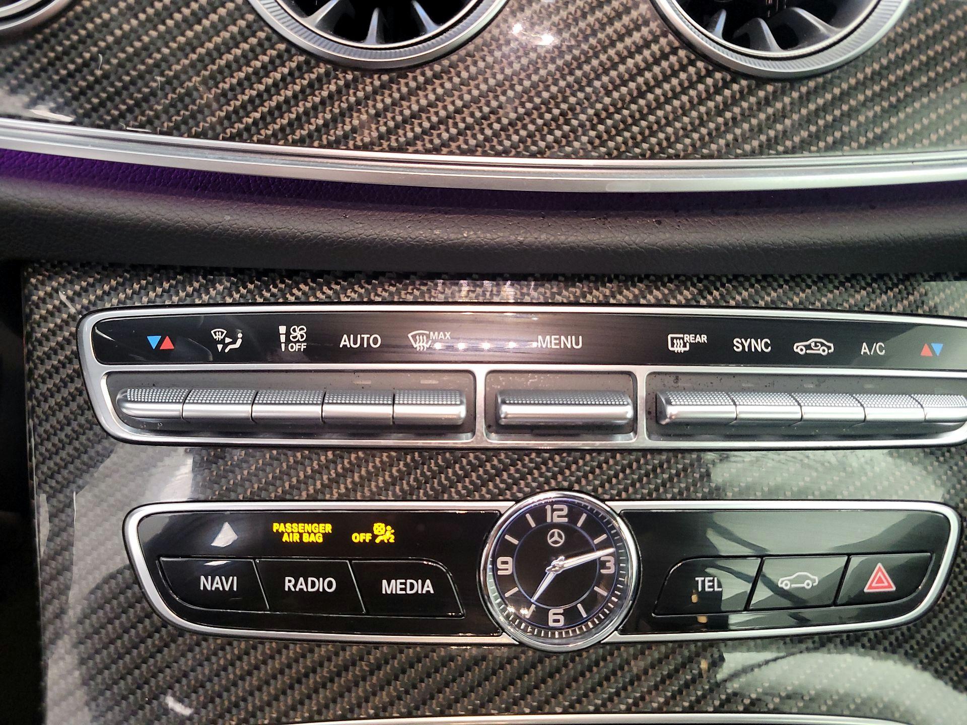 Thumbnail: 2020 Mercedes-Benz E-Class - 17