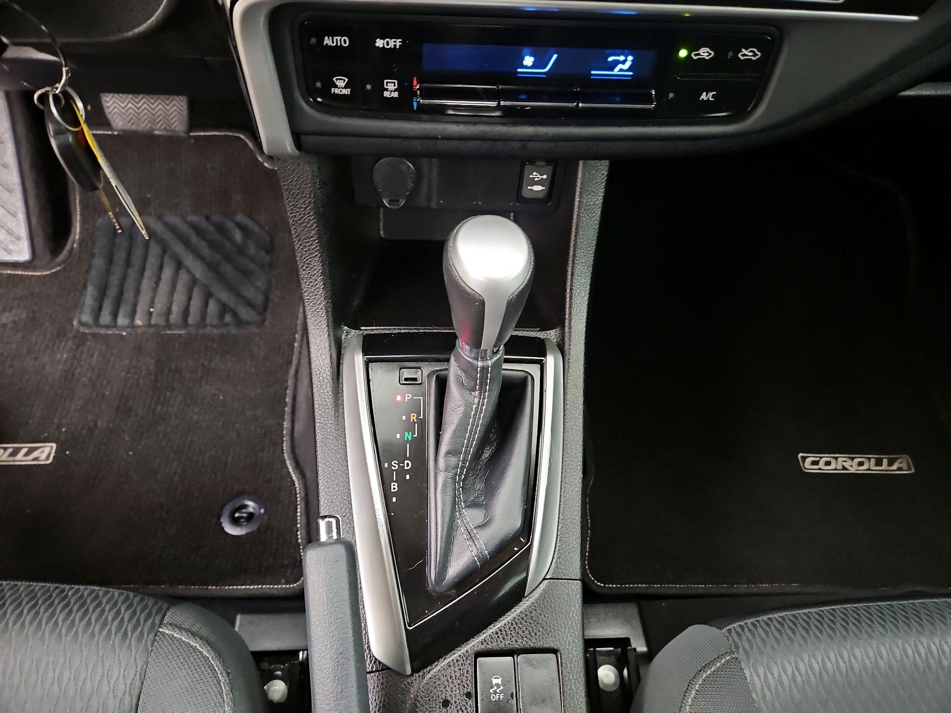 Thumbnail: 2019 Toyota Corolla - 17
