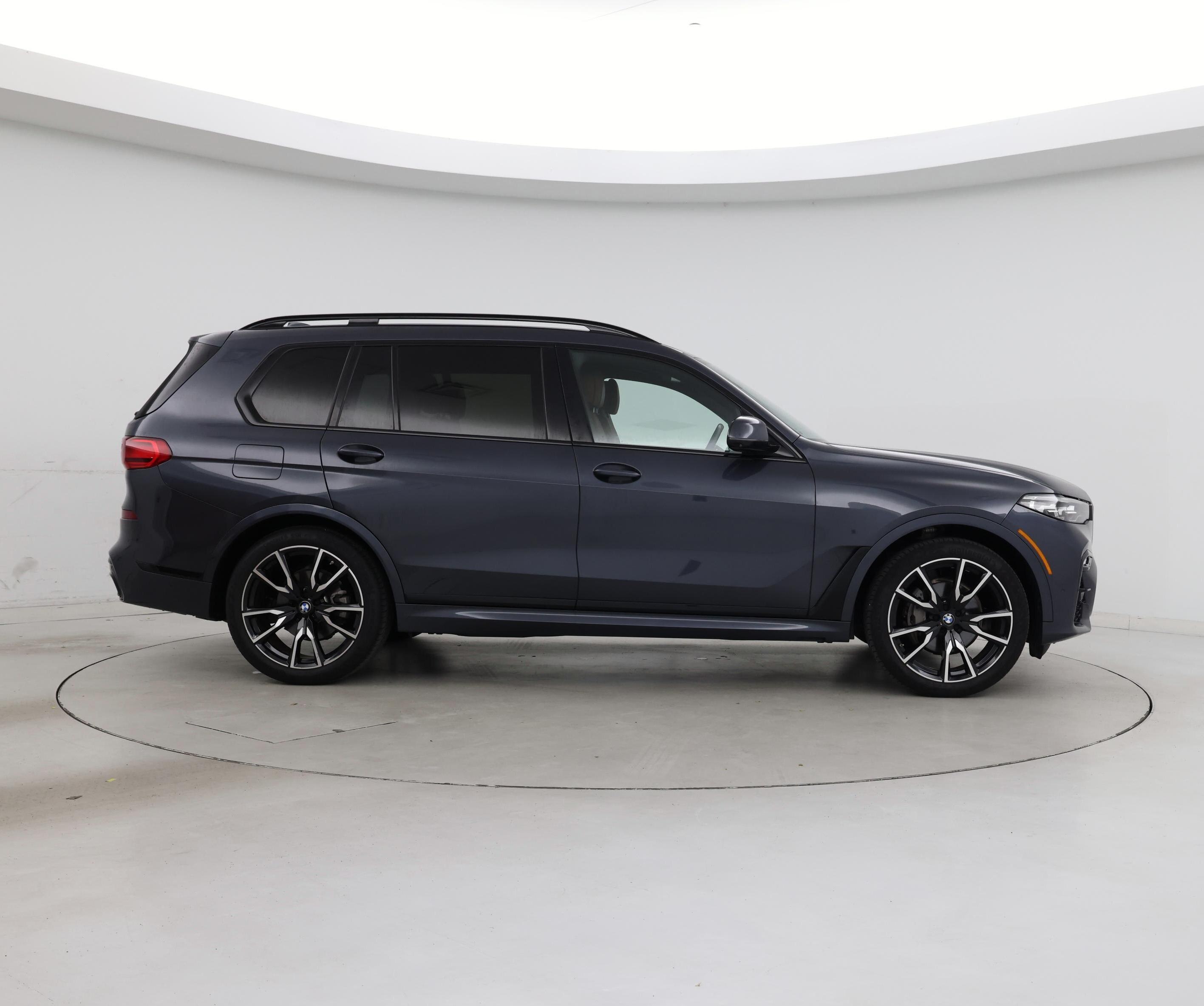 Thumbnail: 2022 BMW X7 - 7