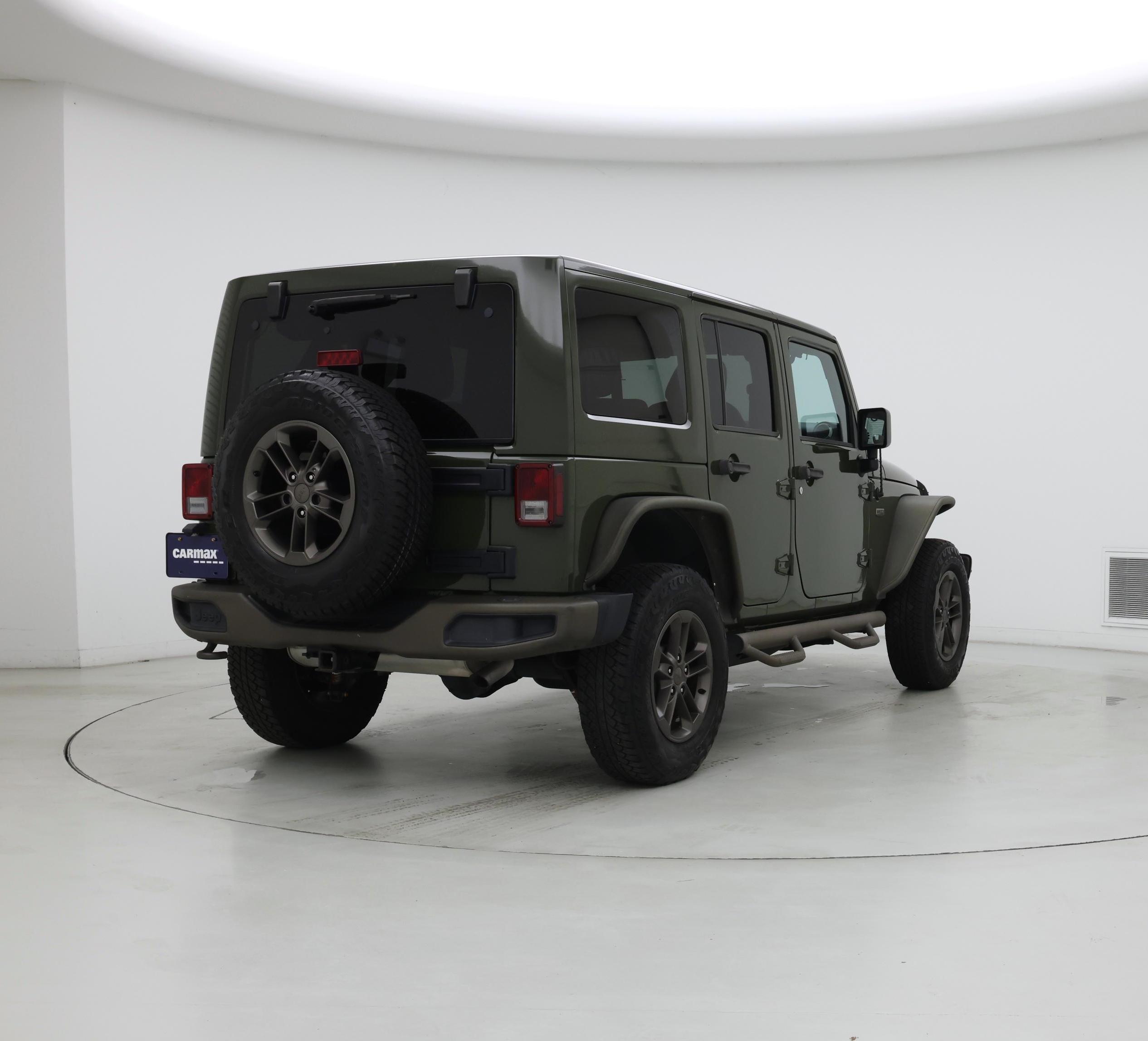 Thumbnail: 2016 Jeep Wrangler - 8