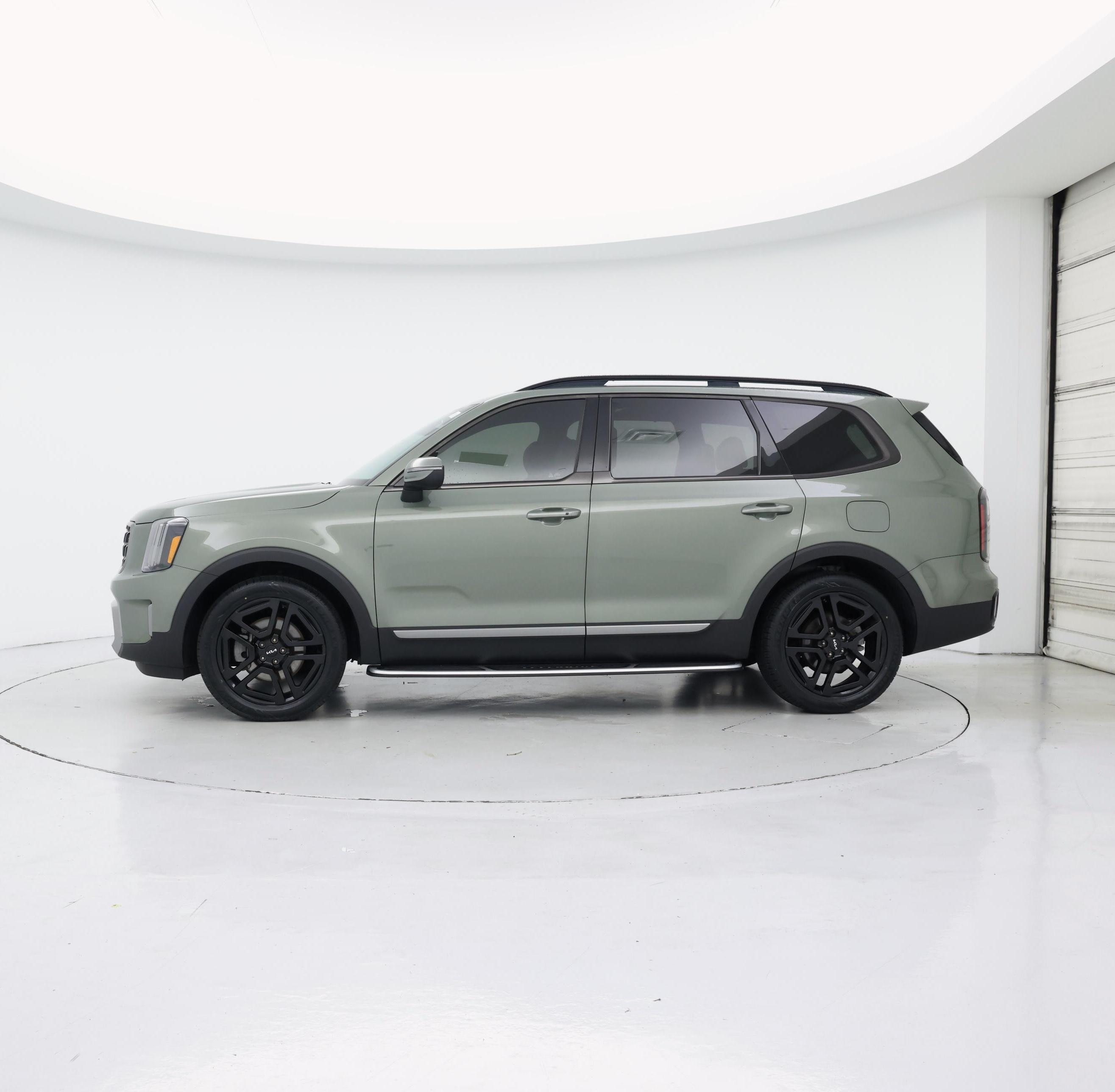 Thumbnail: 2023 Kia Telluride - 3