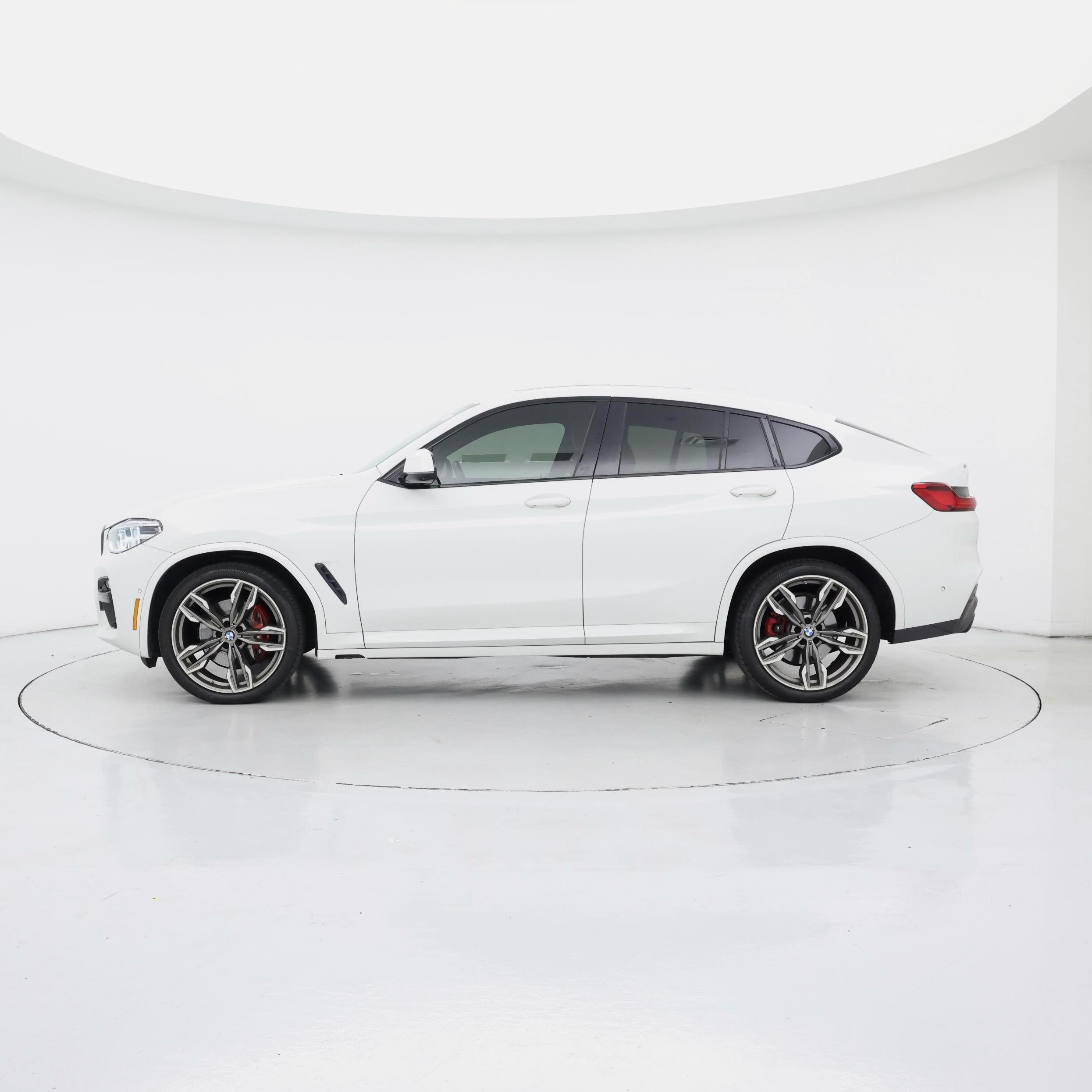Thumbnail: 2021 BMW X4 - 3