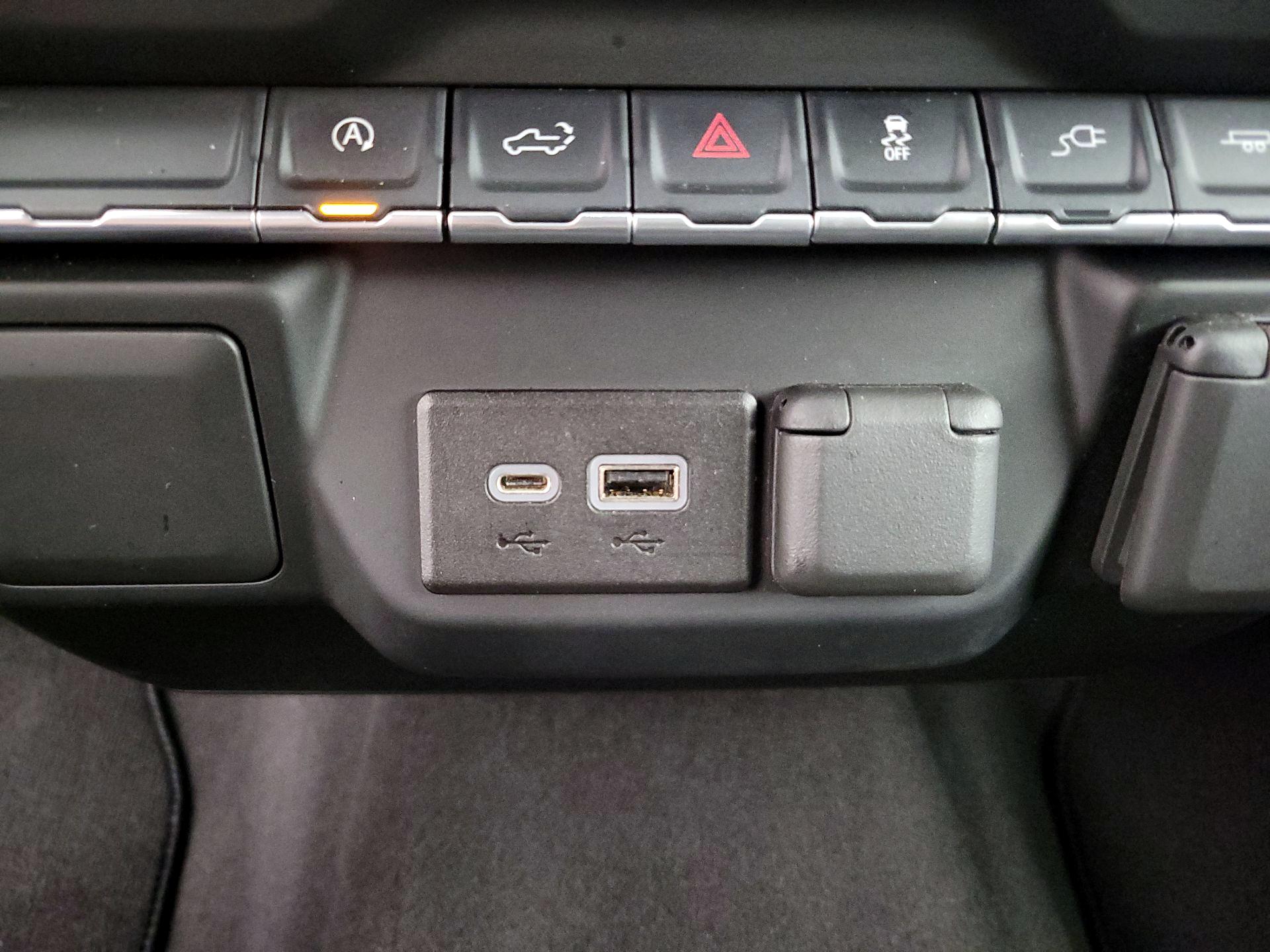 Thumbnail: 2022 Chevrolet Silverado 1500 - 18