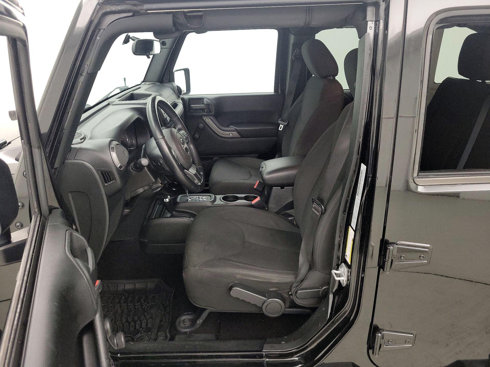 Thumbnail: 2018 Jeep Wrangler - 11