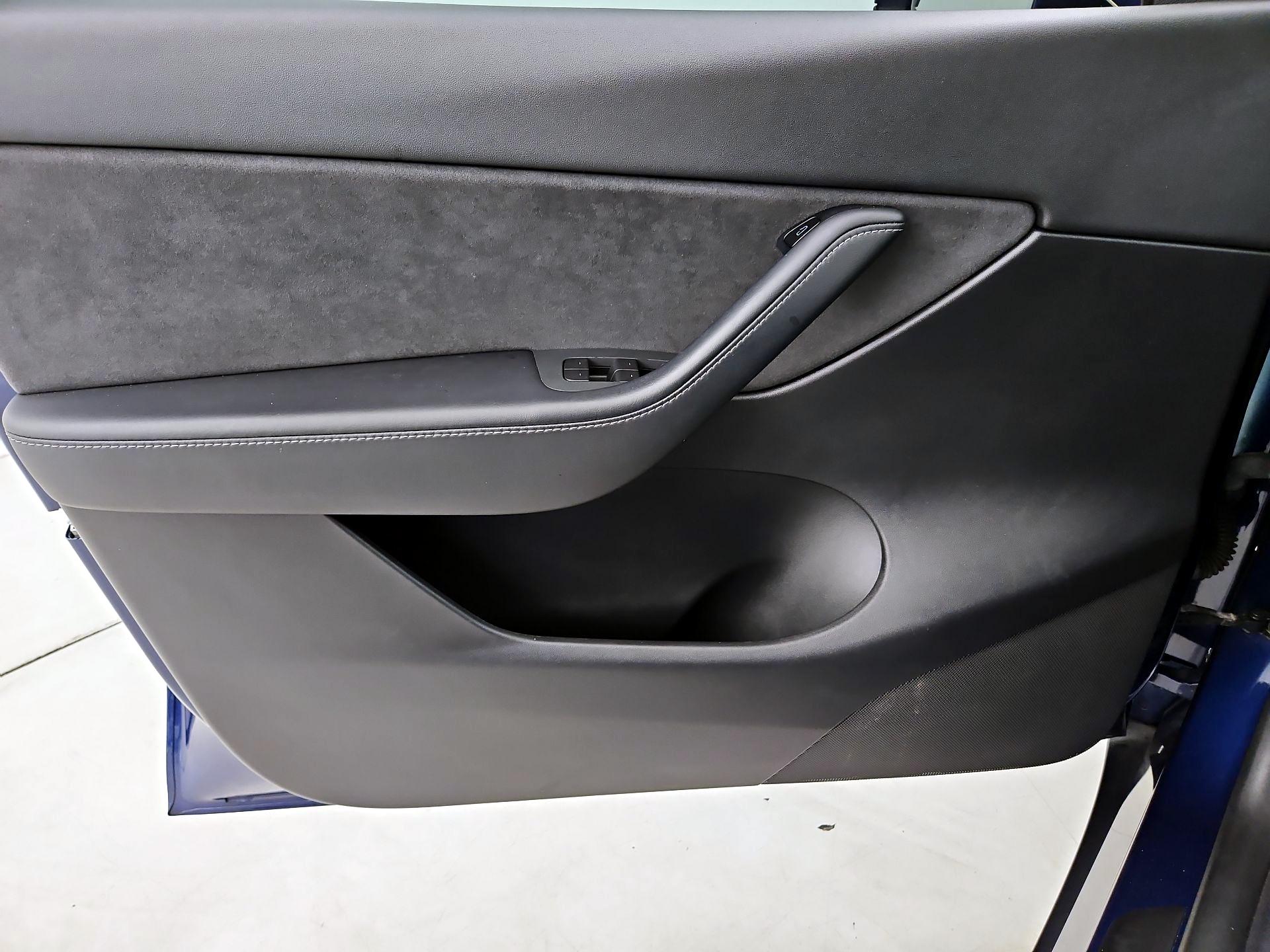 Thumbnail: 2021 Tesla Model Y - 12
